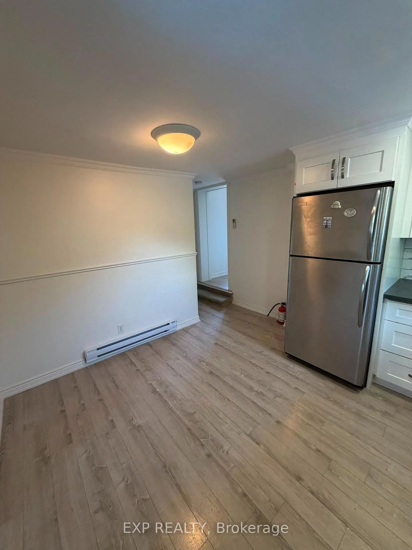 Photo 12 of Unit 4, 677 Durie Street, Toronto, Runnymede-Bloor West Village — HOMEH
