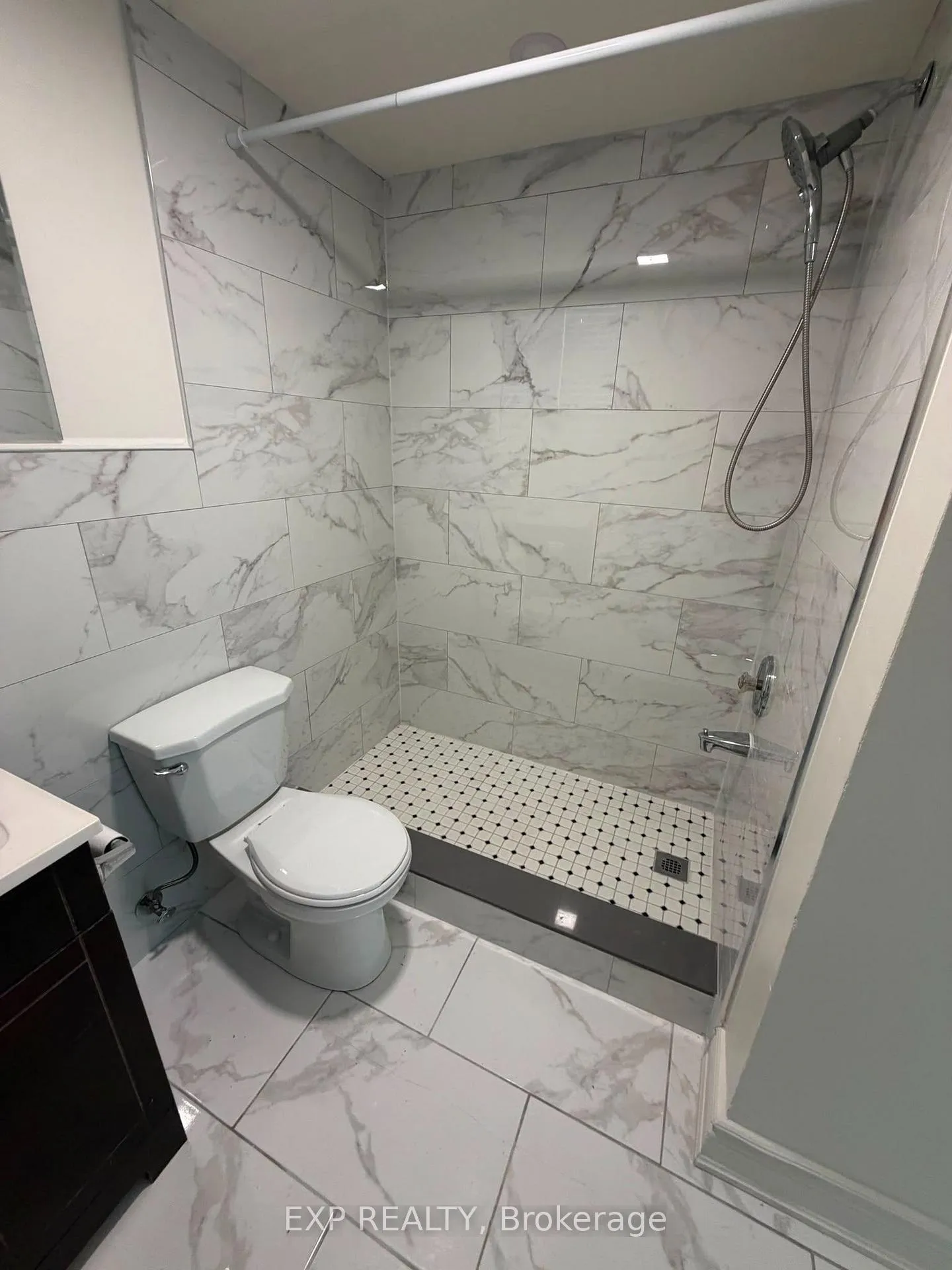 Photo 25 of Unit 4, 677 Durie Street, Toronto, Runnymede-Bloor West Village — HOMEH