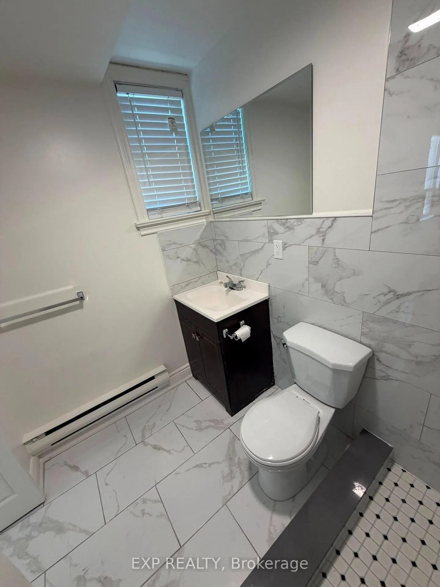 Photo 26 of Unit 4, 677 Durie Street, Toronto, Runnymede-Bloor West Village — HOMEH
