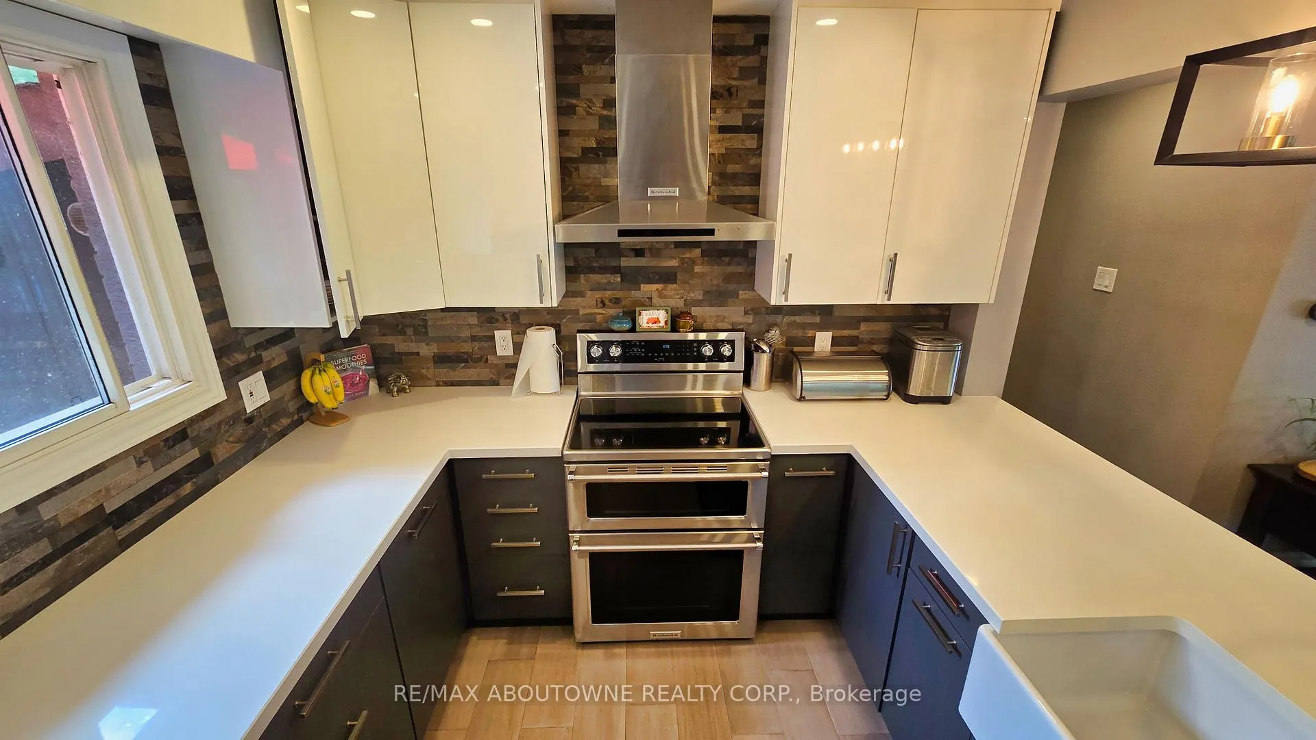 Photo 8 of 2386 4th Line, Innisfil, Churchill — HOMEH