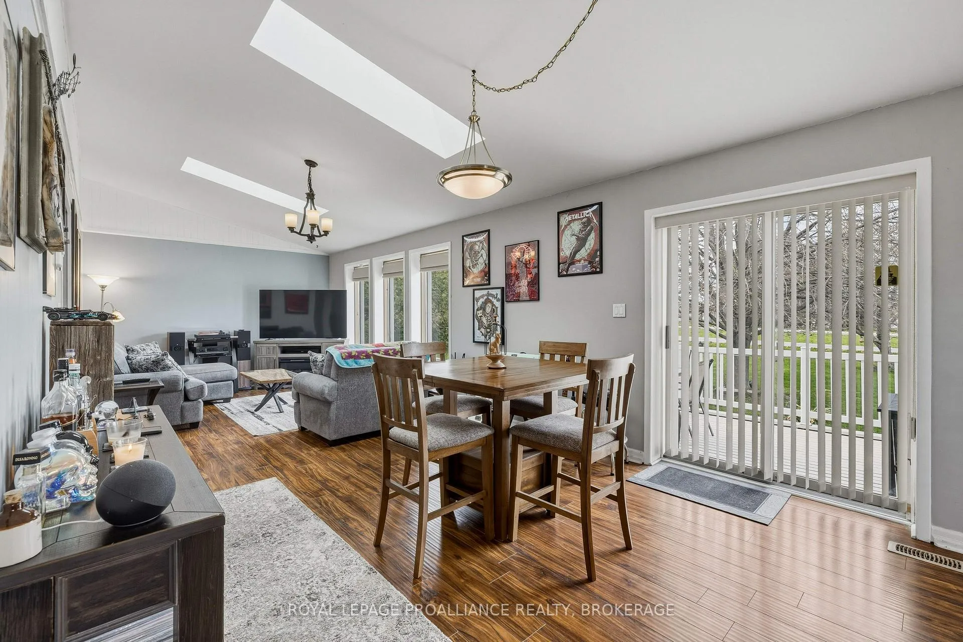 Photo 4 of 706 Spithead Road, Frontenac Islands, The Islands — HOMEH