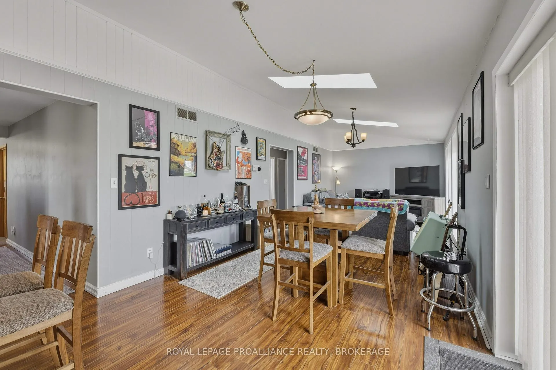 Photo 5 of 706 Spithead Road, Frontenac Islands, The Islands — HOMEH