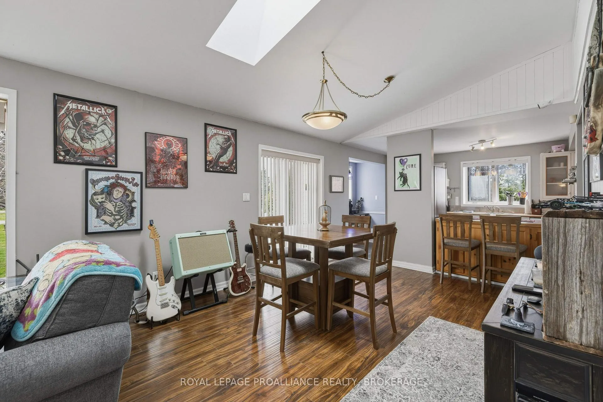 Photo 7 of 706 Spithead Road, Frontenac Islands, The Islands — HOMEH