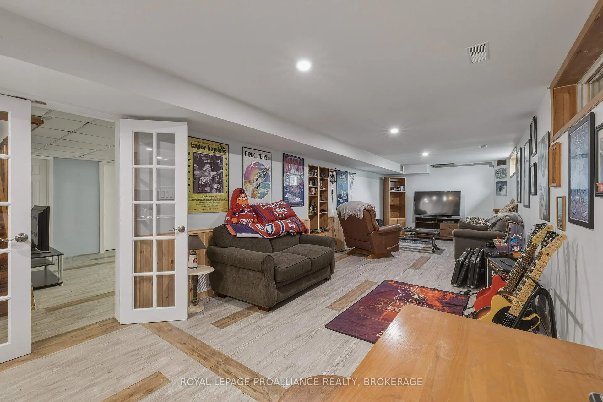 Photo 26 of 706 Spithead Road, Frontenac Islands, The Islands — HOMEH