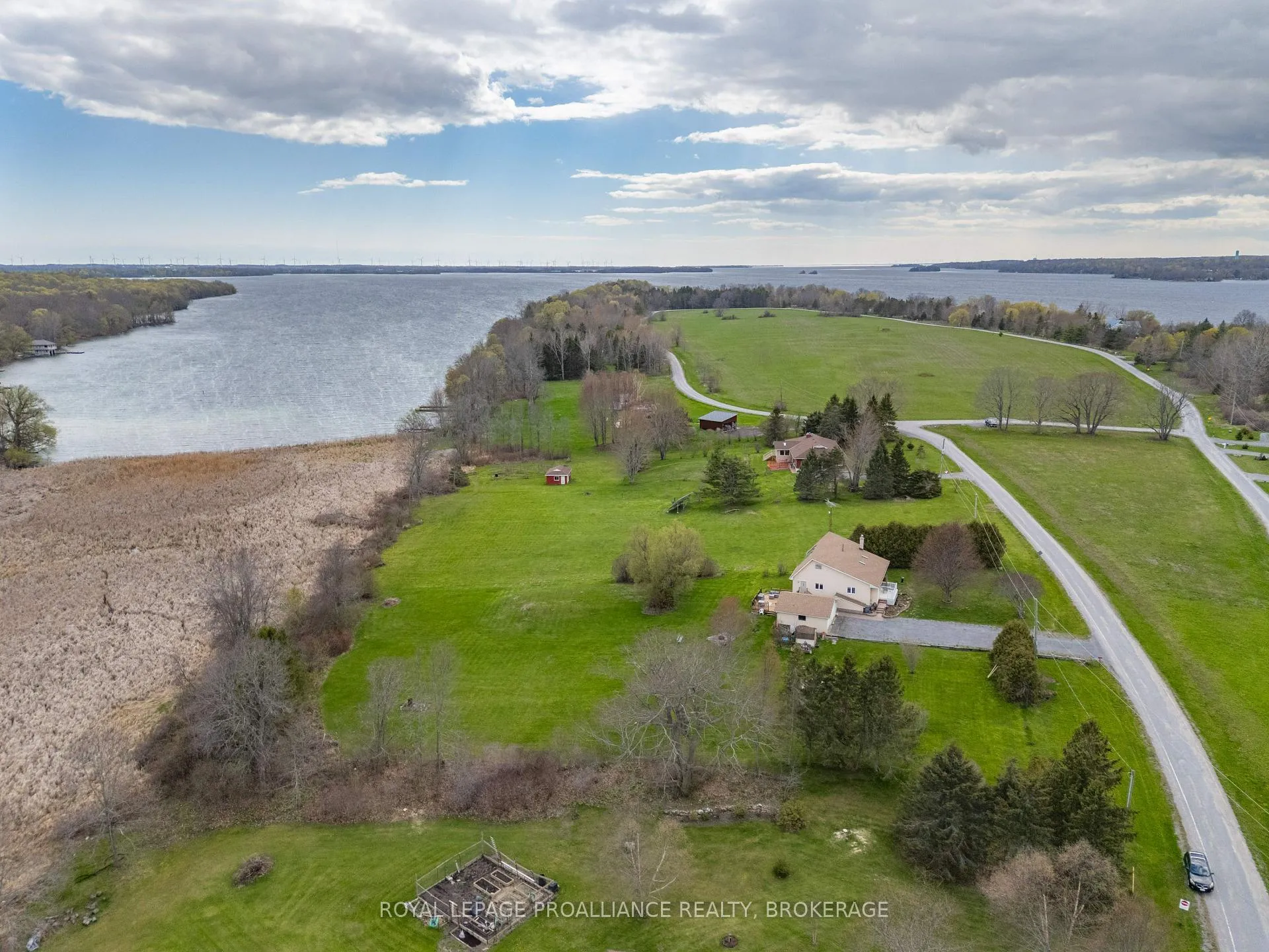 Photo 40 of 706 Spithead Road, Frontenac Islands, The Islands — HOMEH
