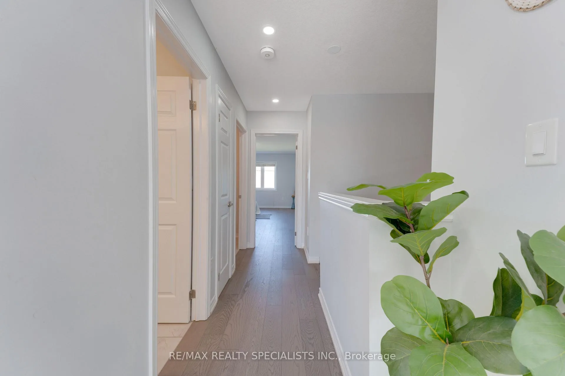 Photo 14 of Unit 4, 740 Linden Drive, Cambridge, Preston Heights — HOMEH