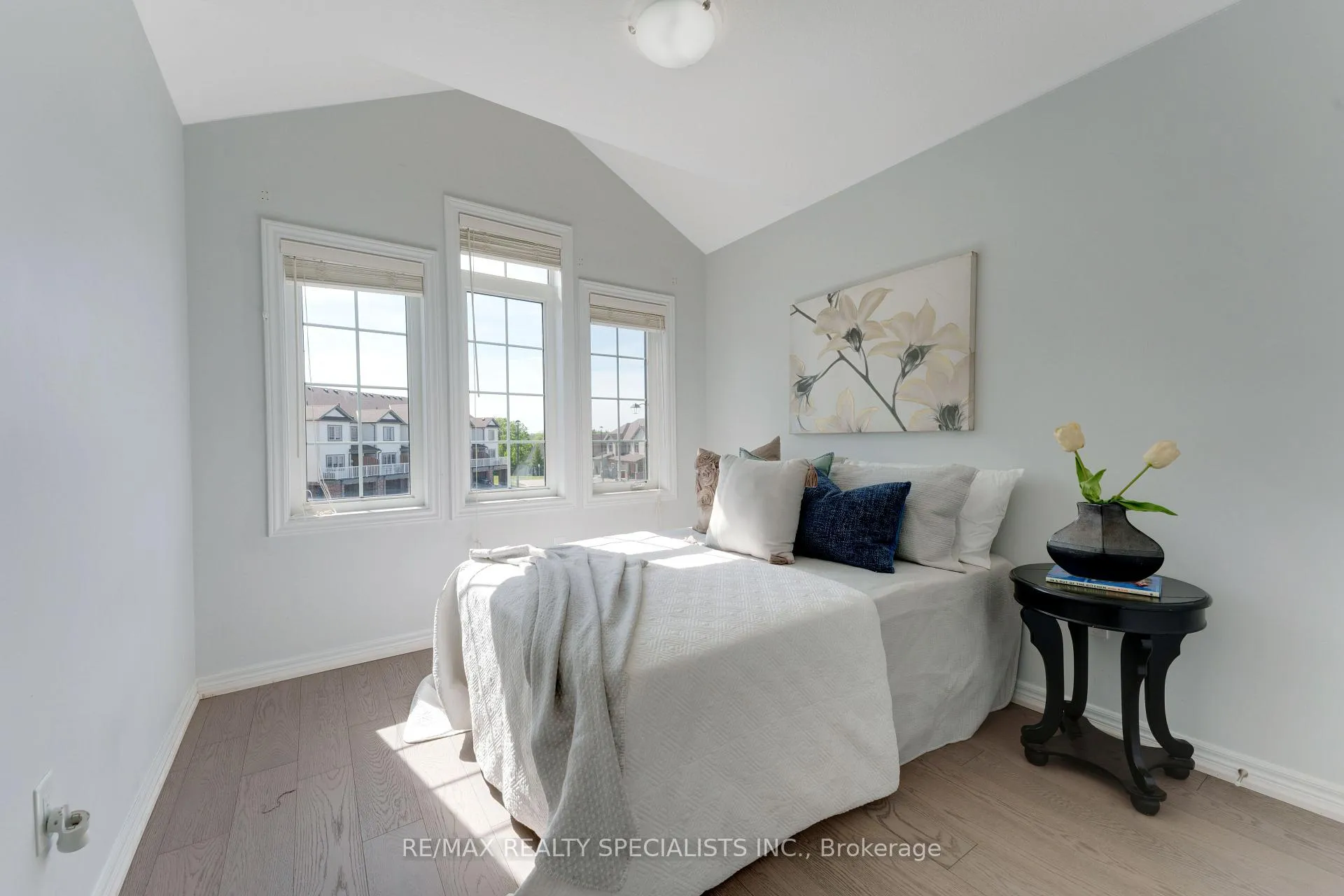 Photo 31 of Unit 4, 740 Linden Drive, Cambridge, Preston Heights — HOMEH