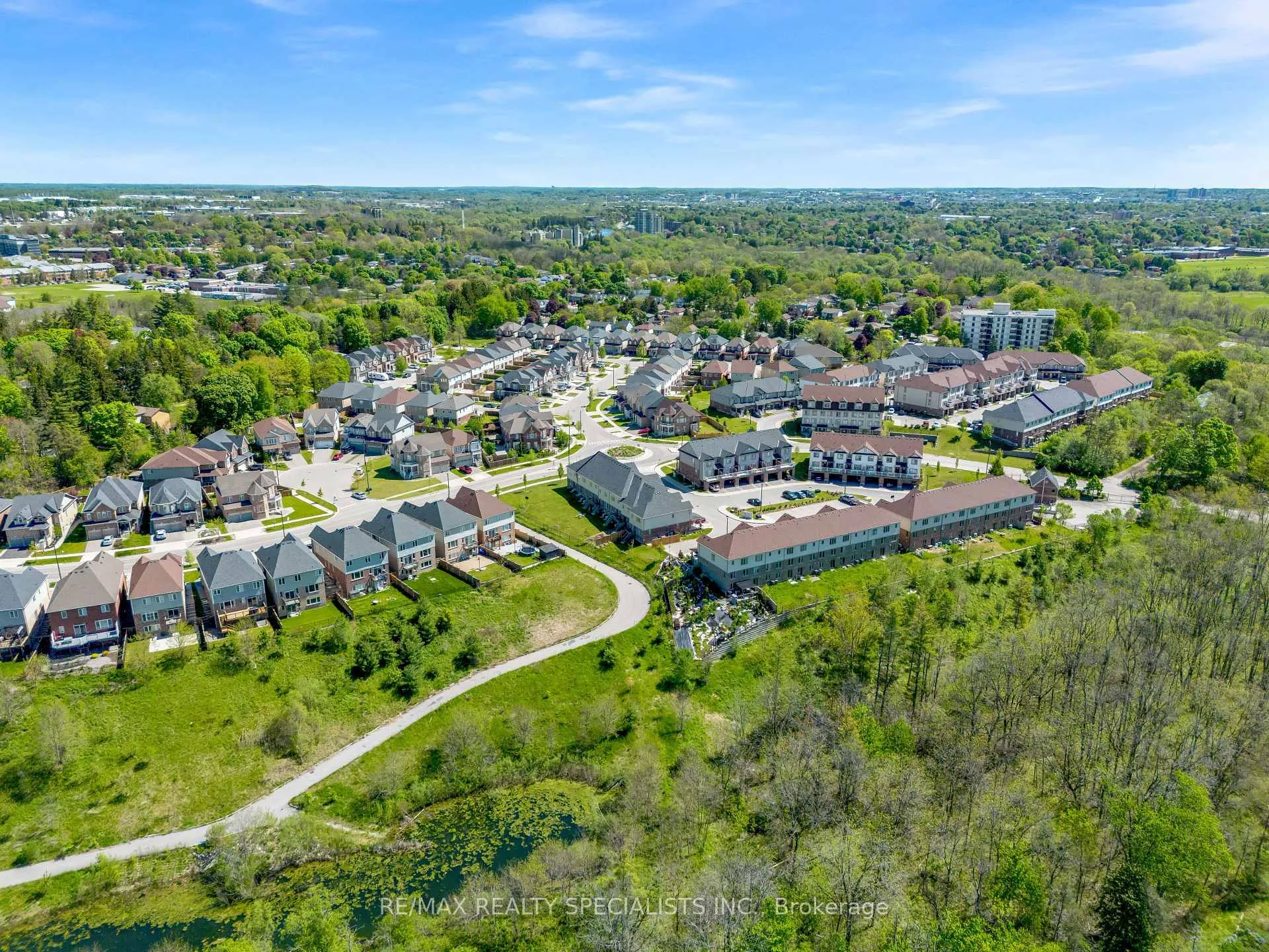 Photo 44 of Unit 4, 740 Linden Drive, Cambridge, Preston Heights — HOMEH