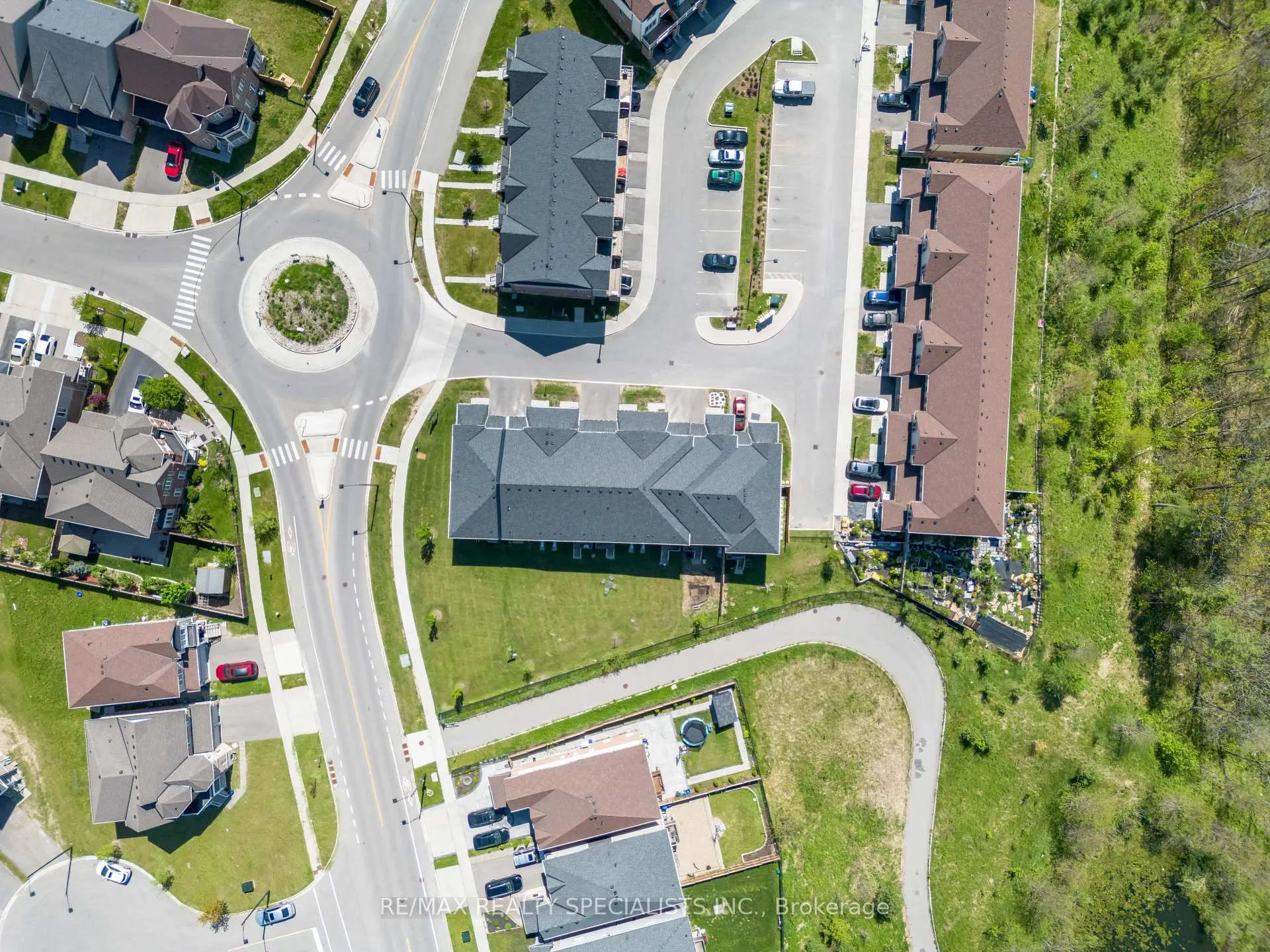 Photo 45 of Unit 4, 740 Linden Drive, Cambridge, Preston Heights — HOMEH
