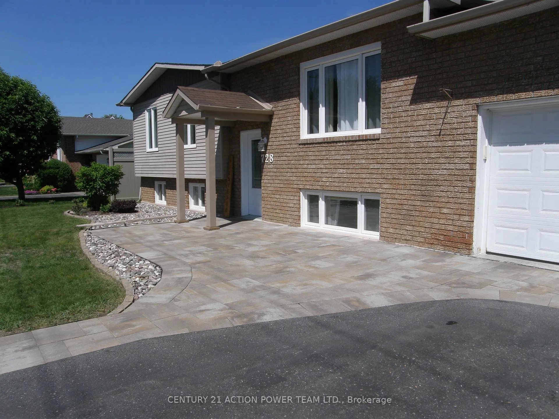Photo 2 of 728 Saint Isidore Road, Casselman, Casselman — HOMEH