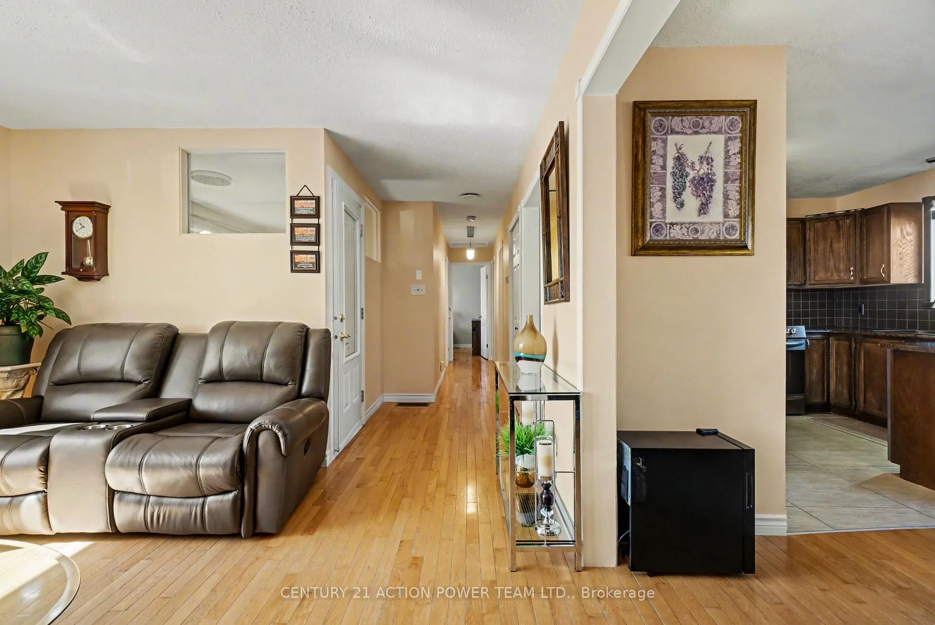 Photo 4 of 728 Saint Isidore Road, Casselman, Casselman — HOMEH