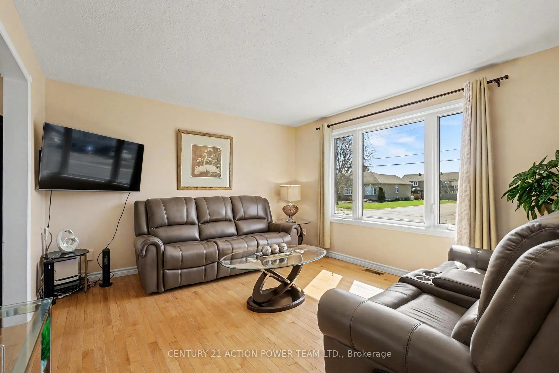 Photo 9 of 728 Saint Isidore Road, Casselman, Casselman — HOMEH