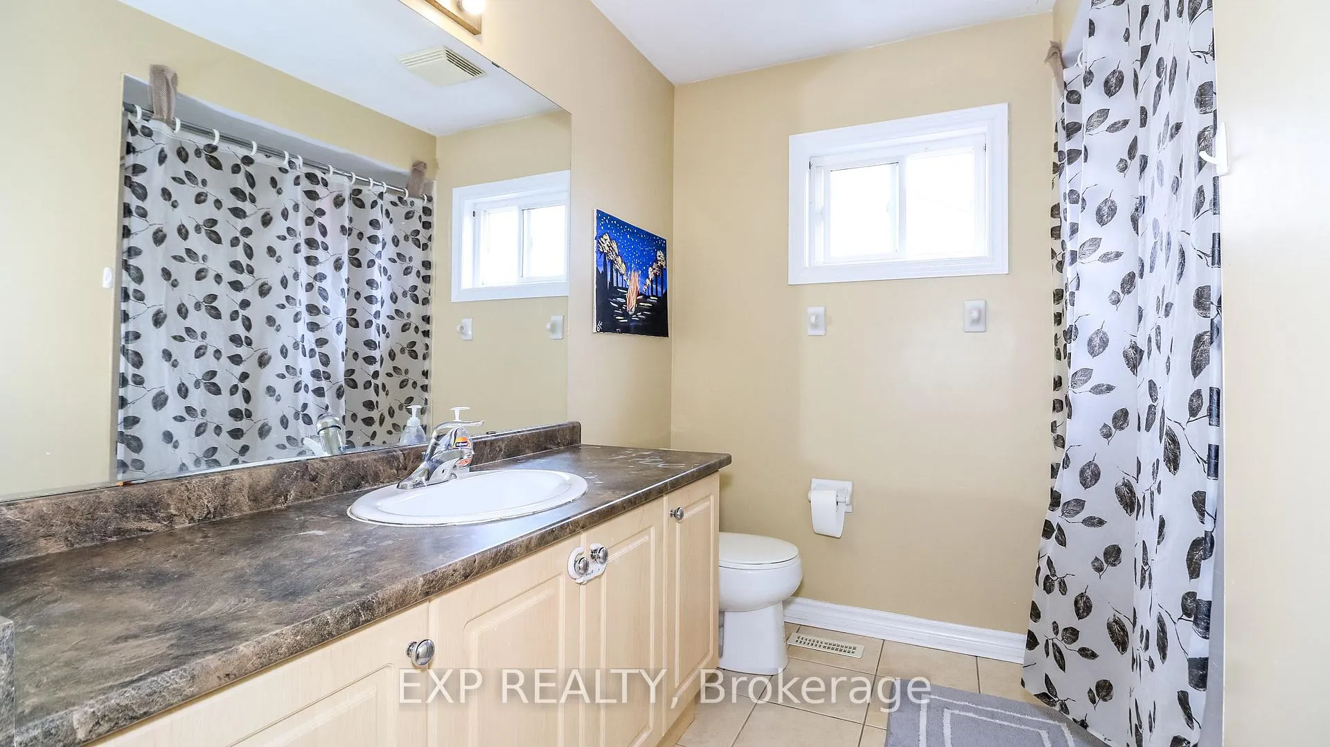 Photo 41 of 29 The Queensway, Barrie, Innis-Shore — HOMEH
