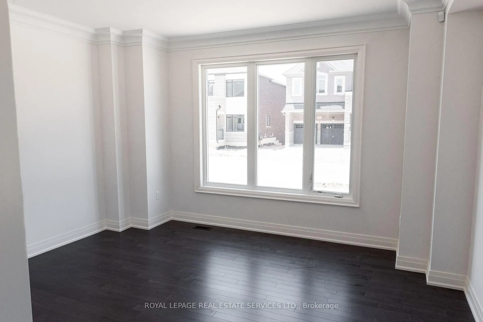 Photo 18 of 406 Humphrey Street, Hamilton, Waterdown — HOMEH