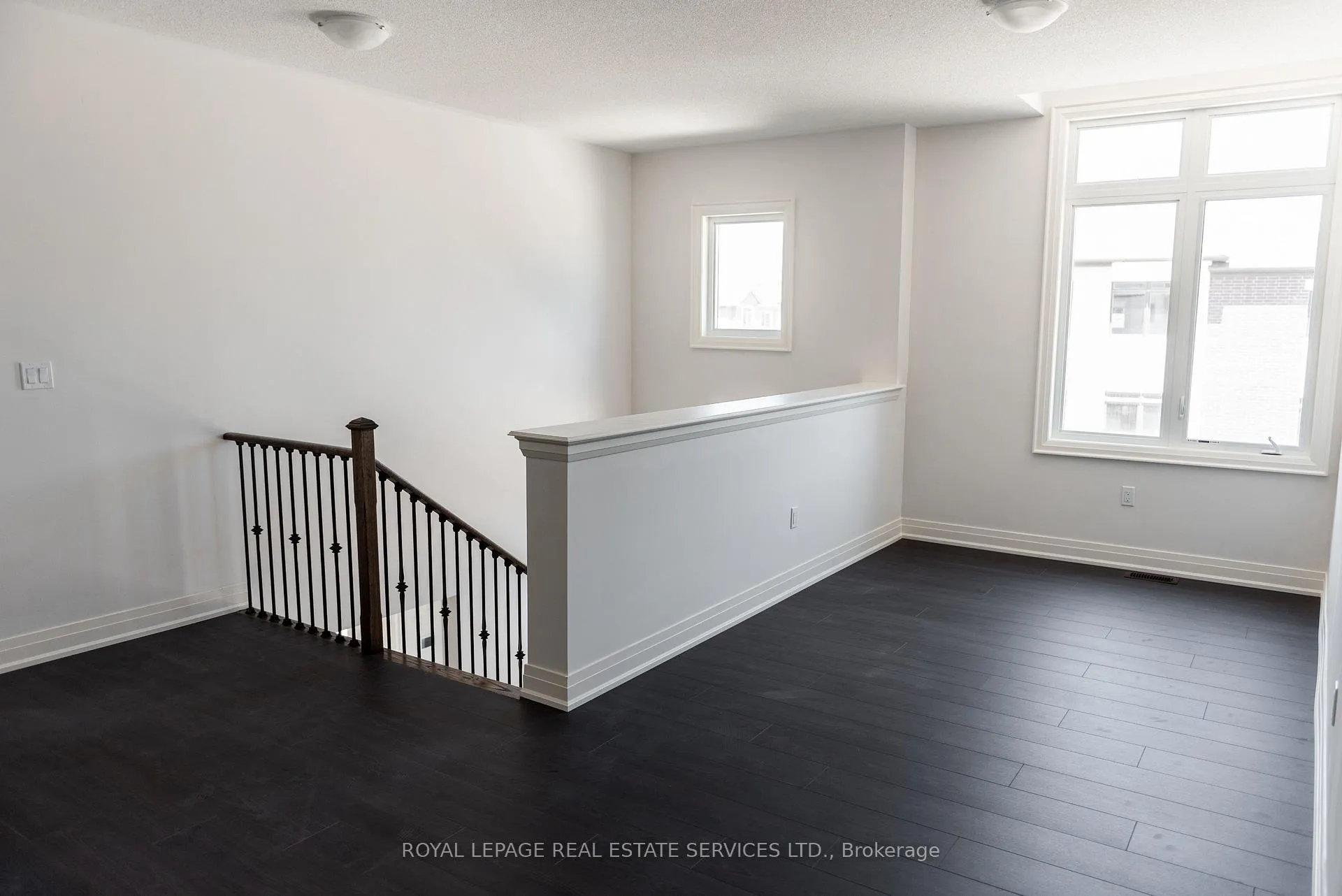 Photo 22 of 406 Humphrey Street, Hamilton, Waterdown — HOMEH