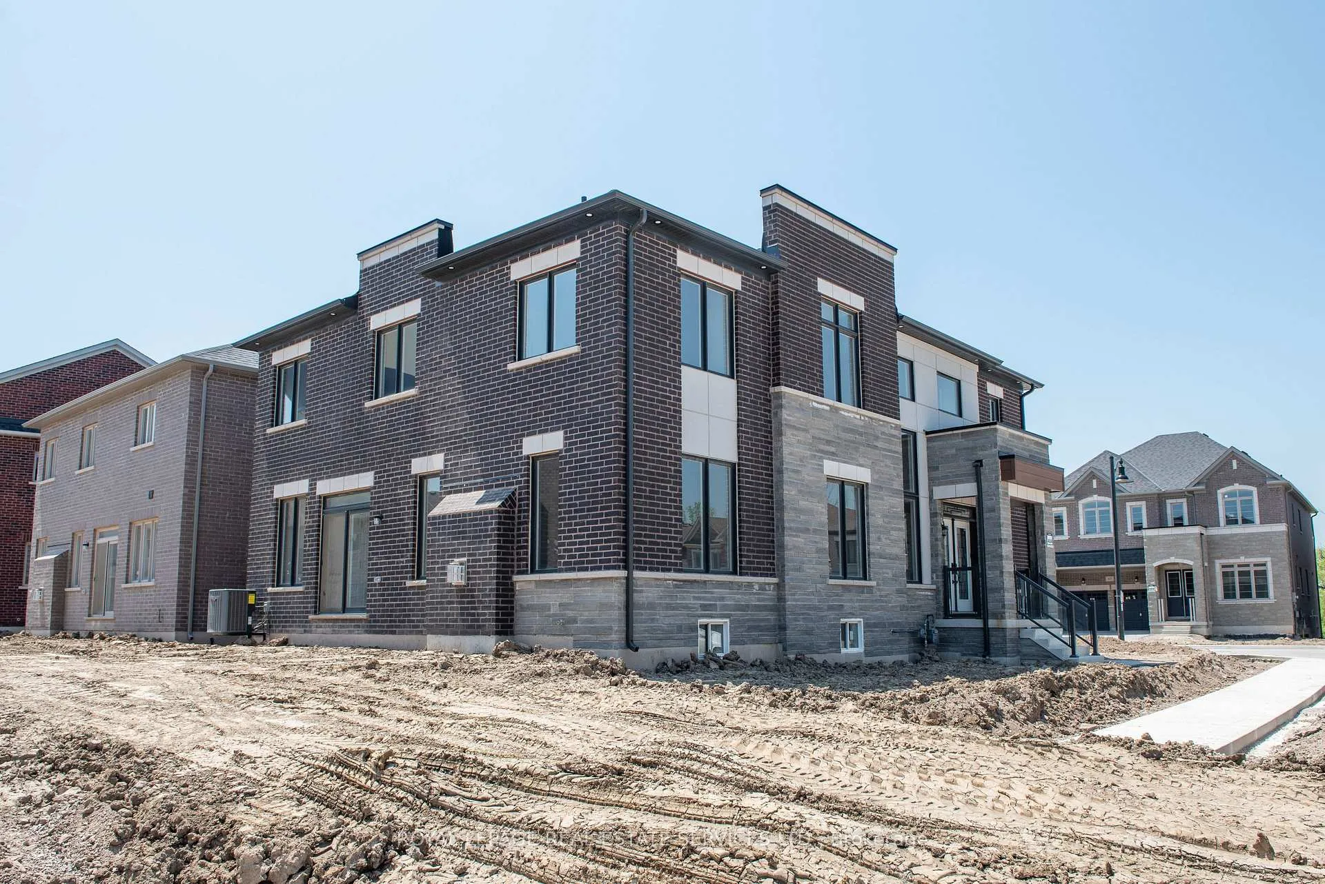 Photo 38 of 406 Humphrey Street, Hamilton, Waterdown — HOMEH