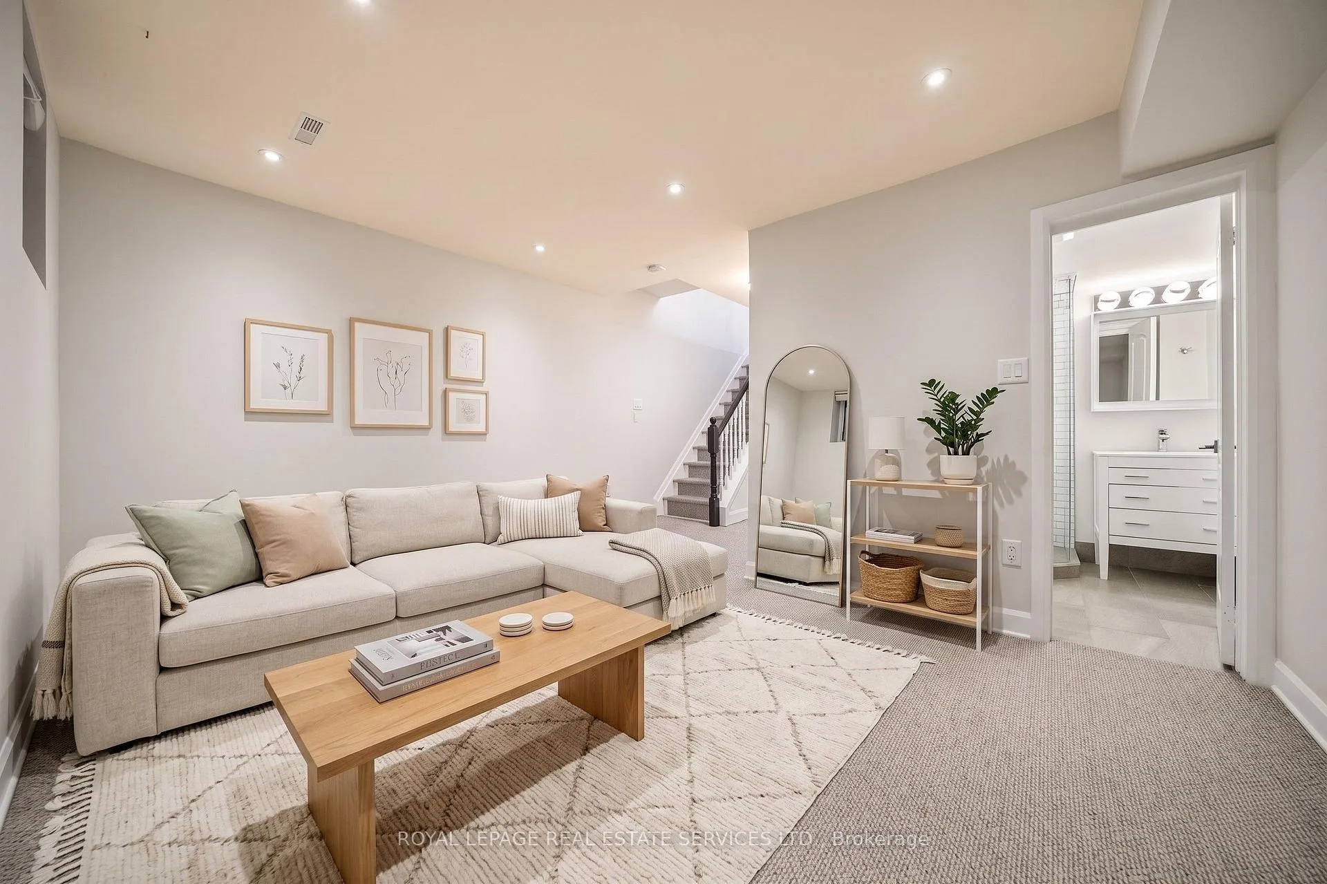 Photo 22 of 20 San Remo Terrace, Etobicoke, Mimico — HOMEH