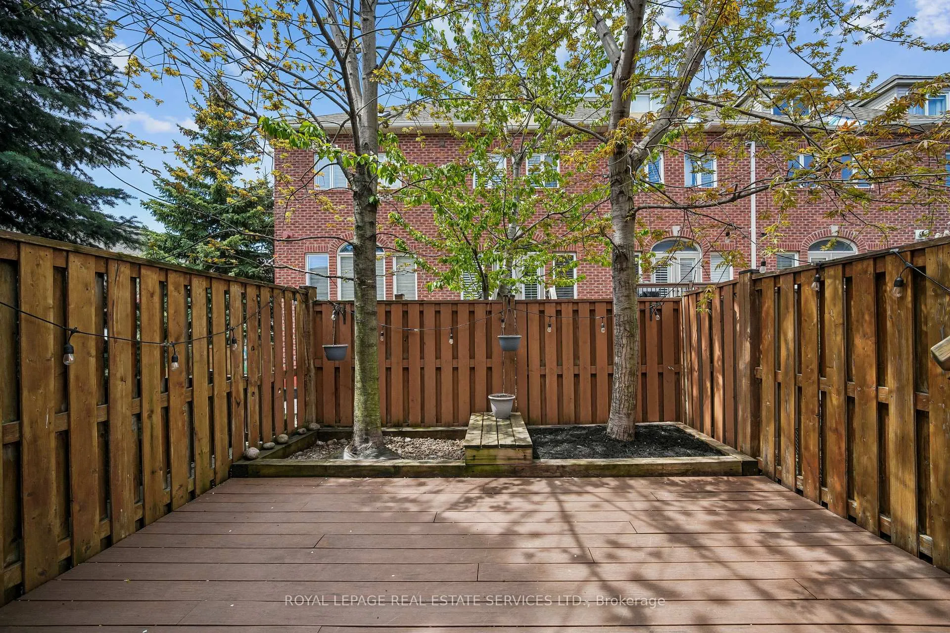 Photo 27 of 20 San Remo Terrace, Etobicoke, Mimico — HOMEH