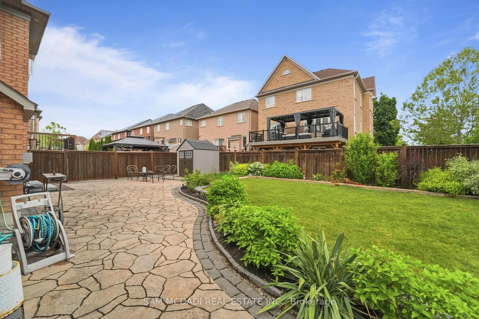 Photo 8 of 5 Whitbread Crescent, Ajax, Northeast Ajax — HOMEH