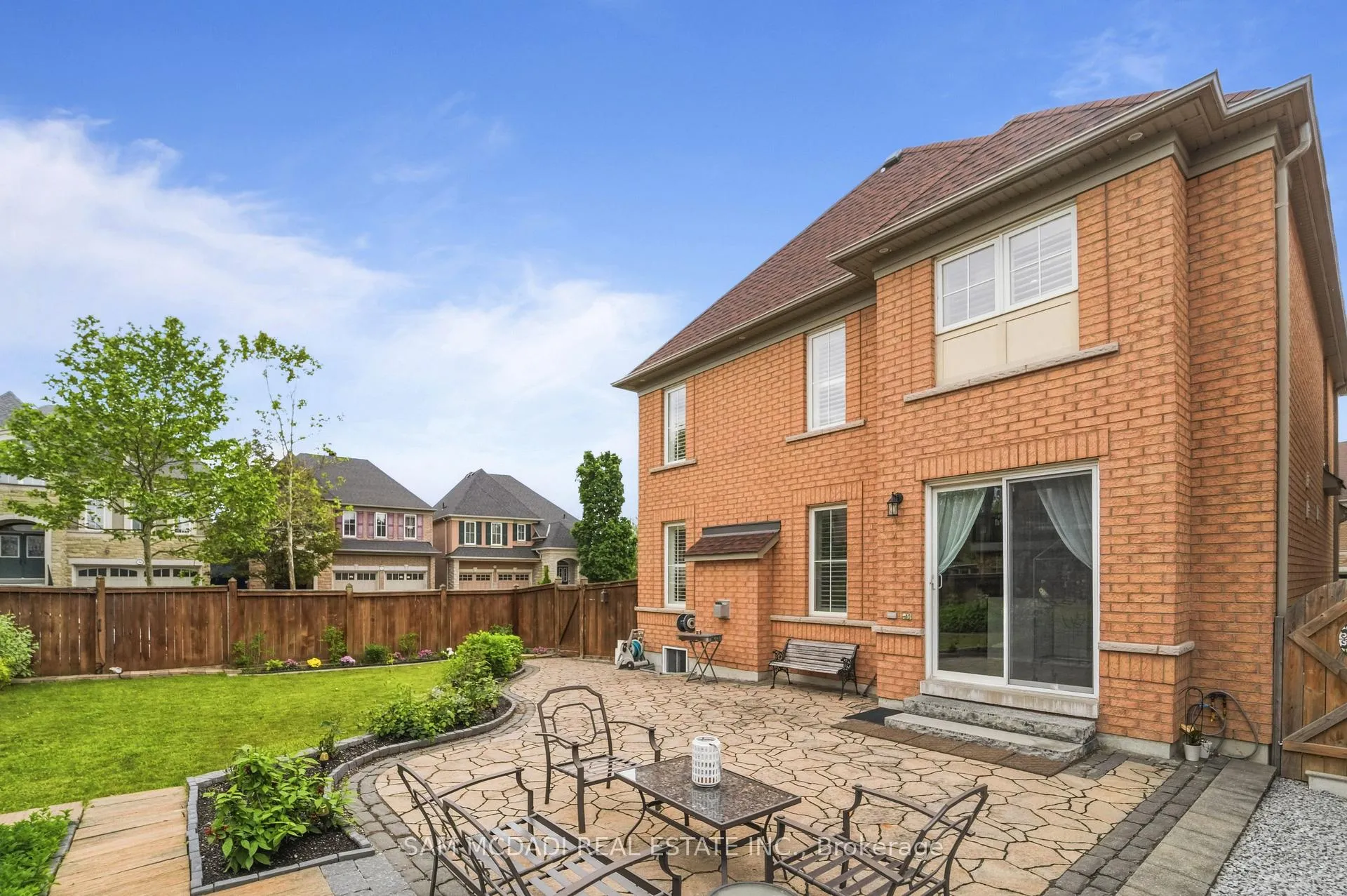 Photo 11 of 5 Whitbread Crescent, Ajax, Northeast Ajax — HOMEH