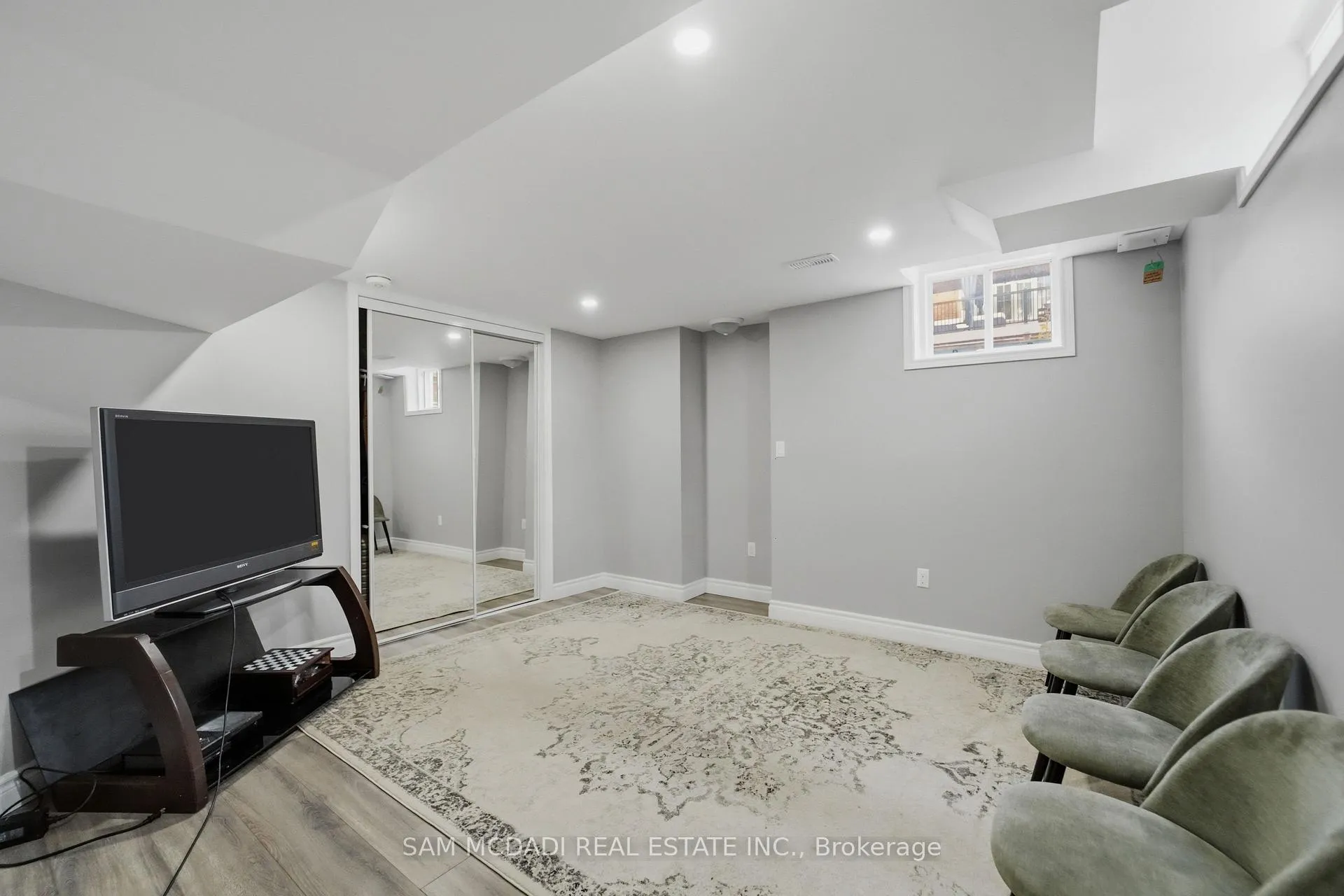 Photo 39 of 5 Whitbread Crescent, Ajax, Northeast Ajax — HOMEH