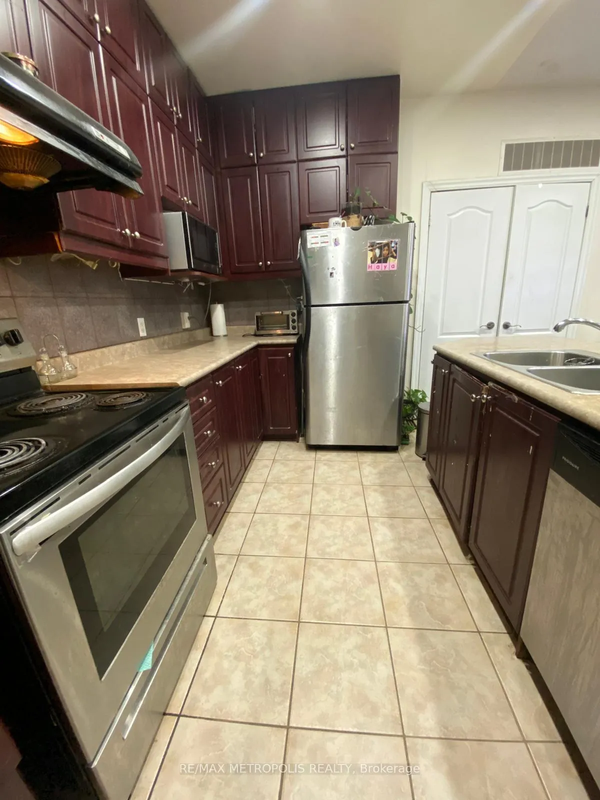 Photo 9 of Unit 205, 2352 Middlefield Road, Markham, Middlefield — HOMEH