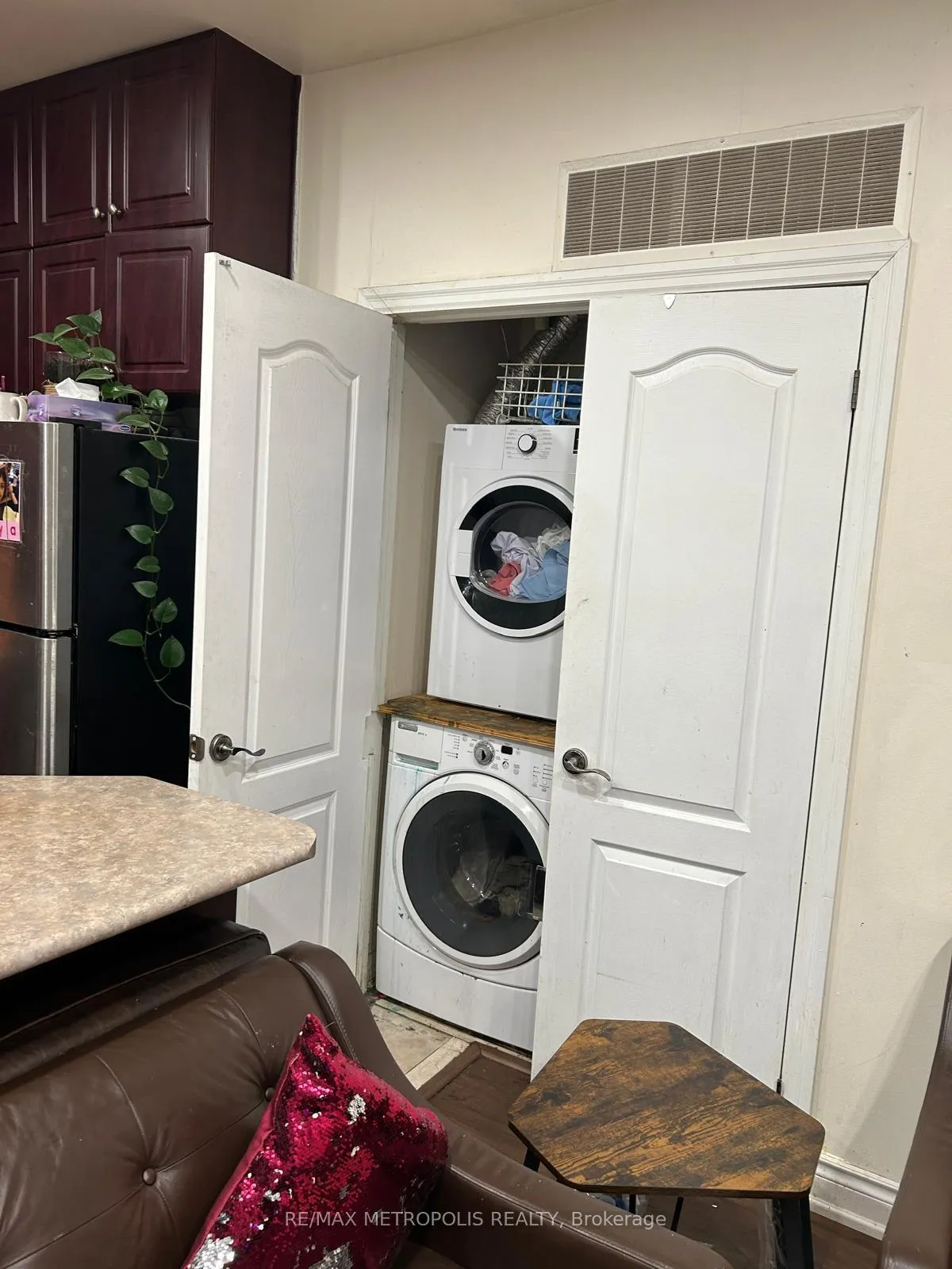 Photo 10 of Unit 205, 2352 Middlefield Road, Markham, Middlefield — HOMEH