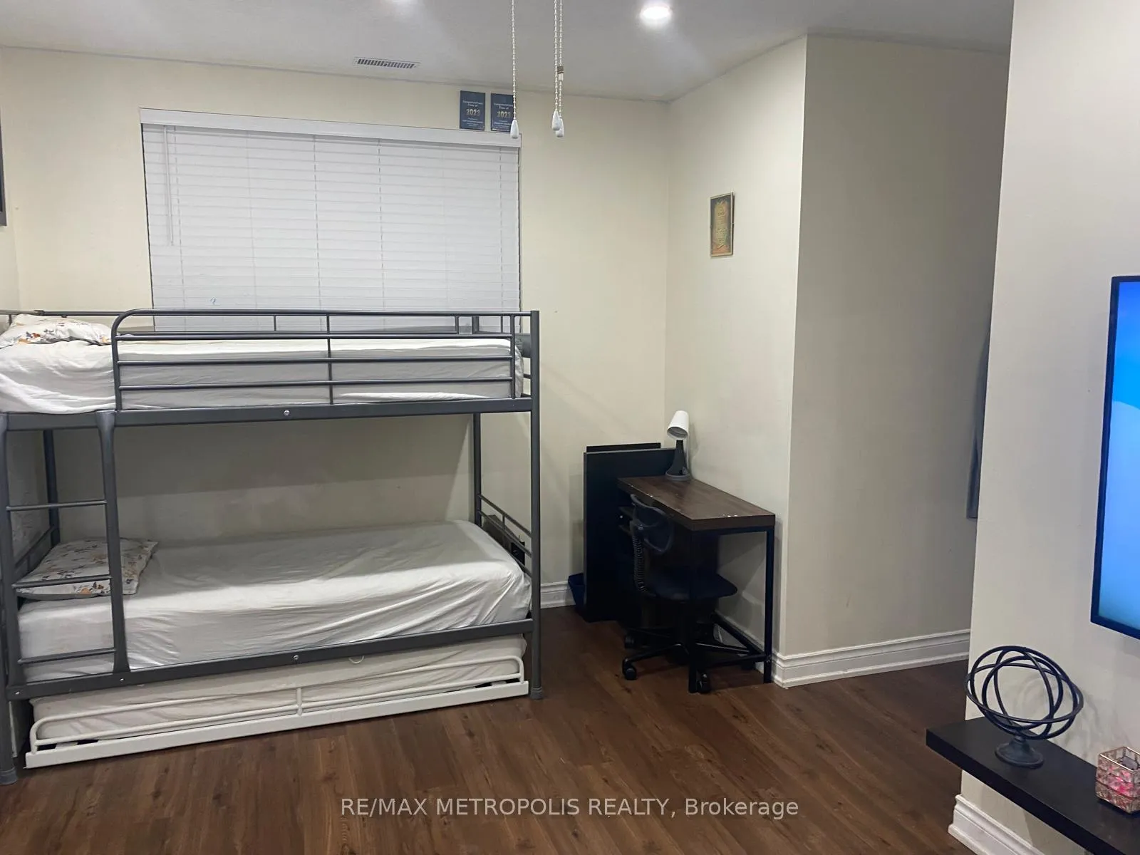 Photo 11 of Unit 205, 2352 Middlefield Road, Markham, Middlefield — HOMEH