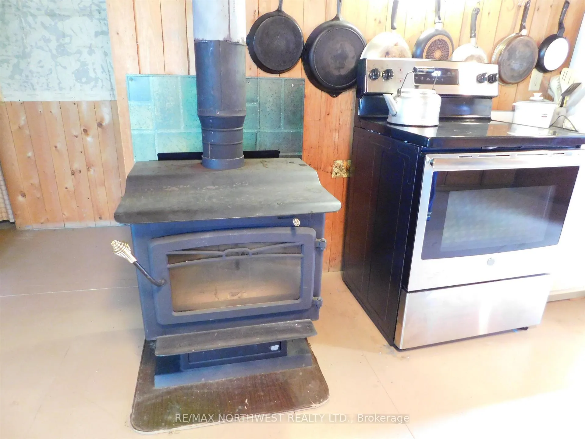 Photo 15 of 150 White Wing Road, Ear Falls — HOMEH