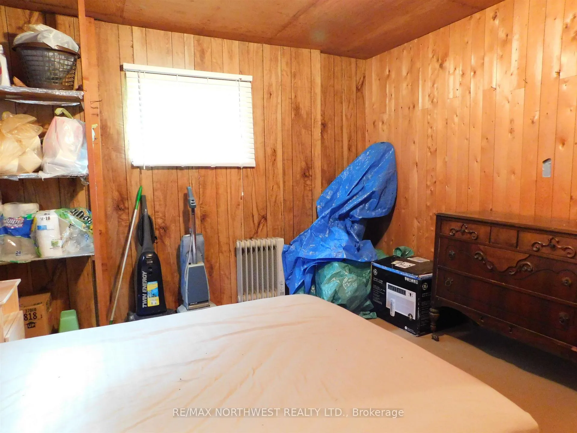 Photo 17 of 150 White Wing Road, Ear Falls — HOMEH