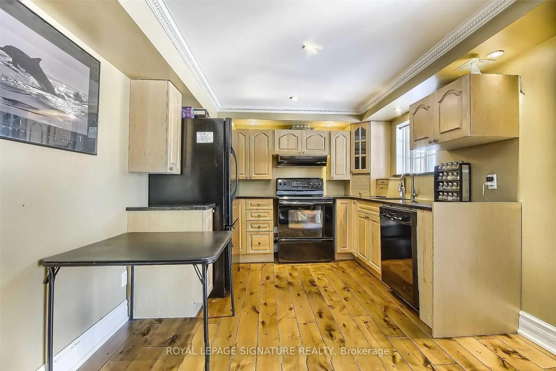 Front of Unit Bsmt, 687 Shanahan Boulevard