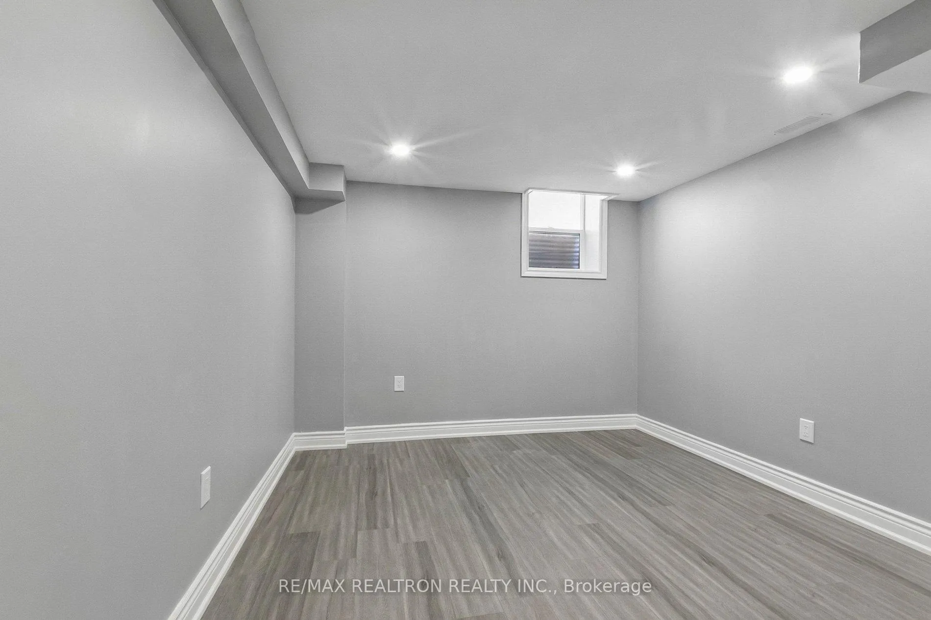 Photo 6 of Unit Basement, 152 Rouge Bank Drive, Markham, Legacy — HOMEH