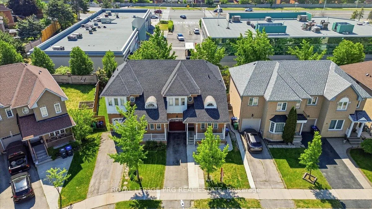 Photo 5 of 65 Giraffe Avenue, Brampton, Sandringham-Wellington — HOMEH