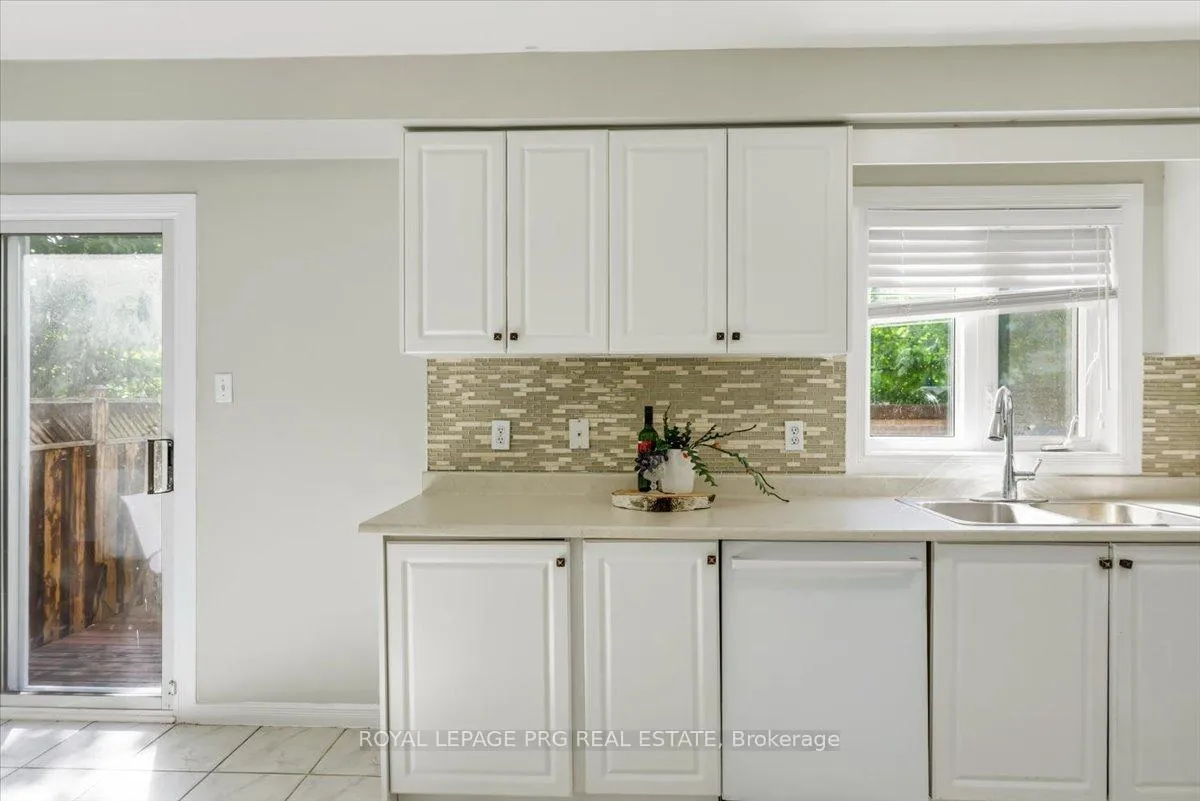 Photo 18 of 65 Giraffe Avenue, Brampton, Sandringham-Wellington — HOMEH