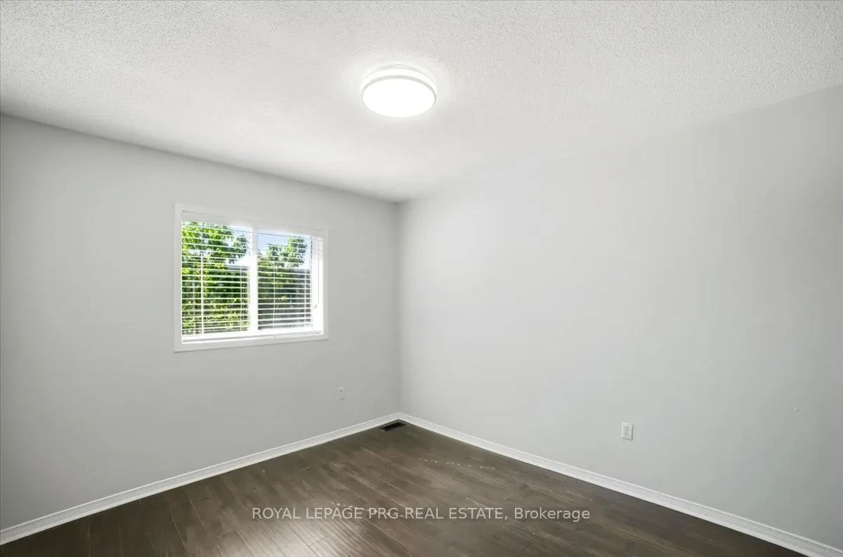 Photo 25 of 65 Giraffe Avenue, Brampton, Sandringham-Wellington — HOMEH