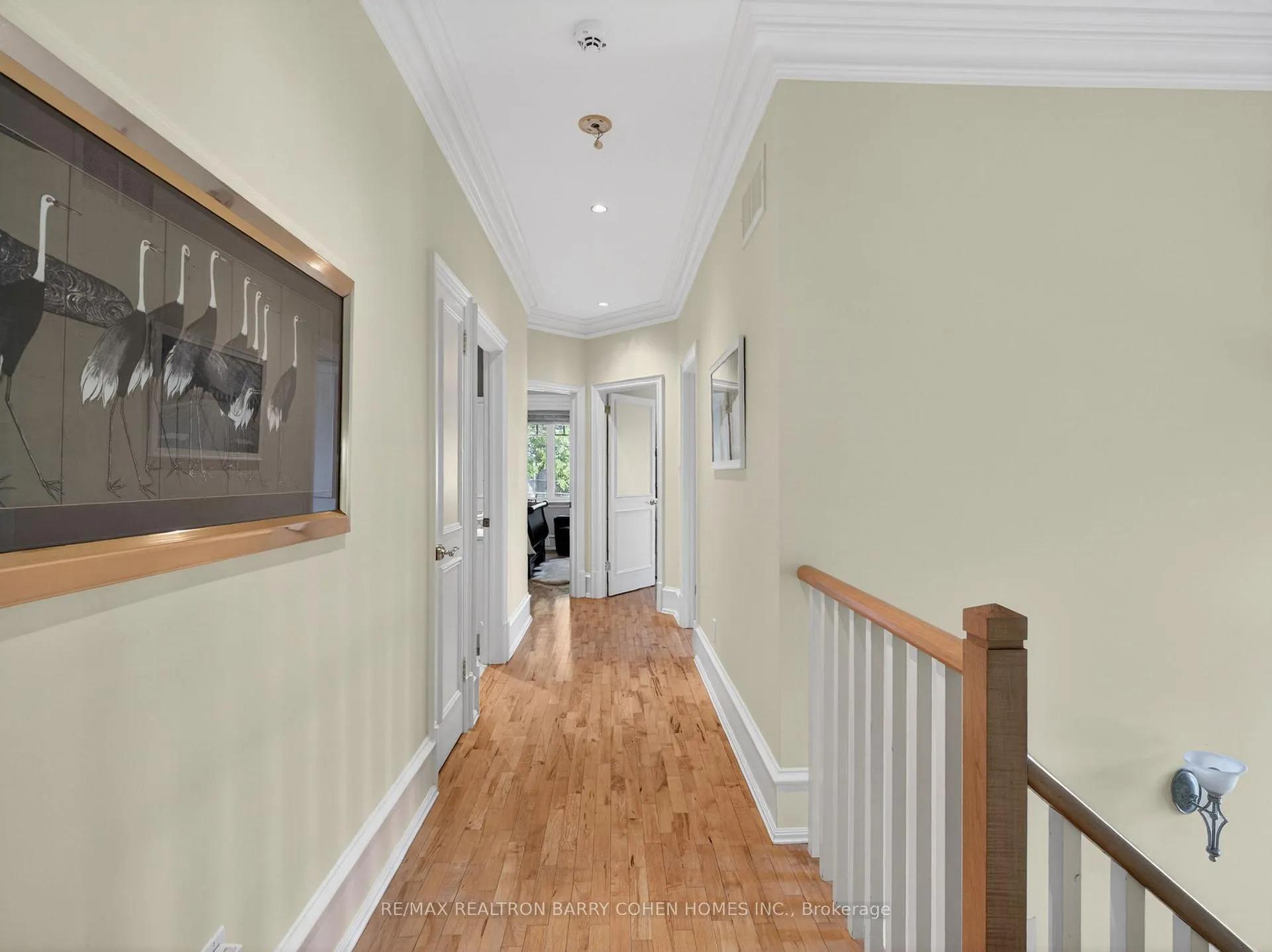 Photo 16 of 36 Esgore Drive, Toronto, Bedford Park-Nortown — HOMEH