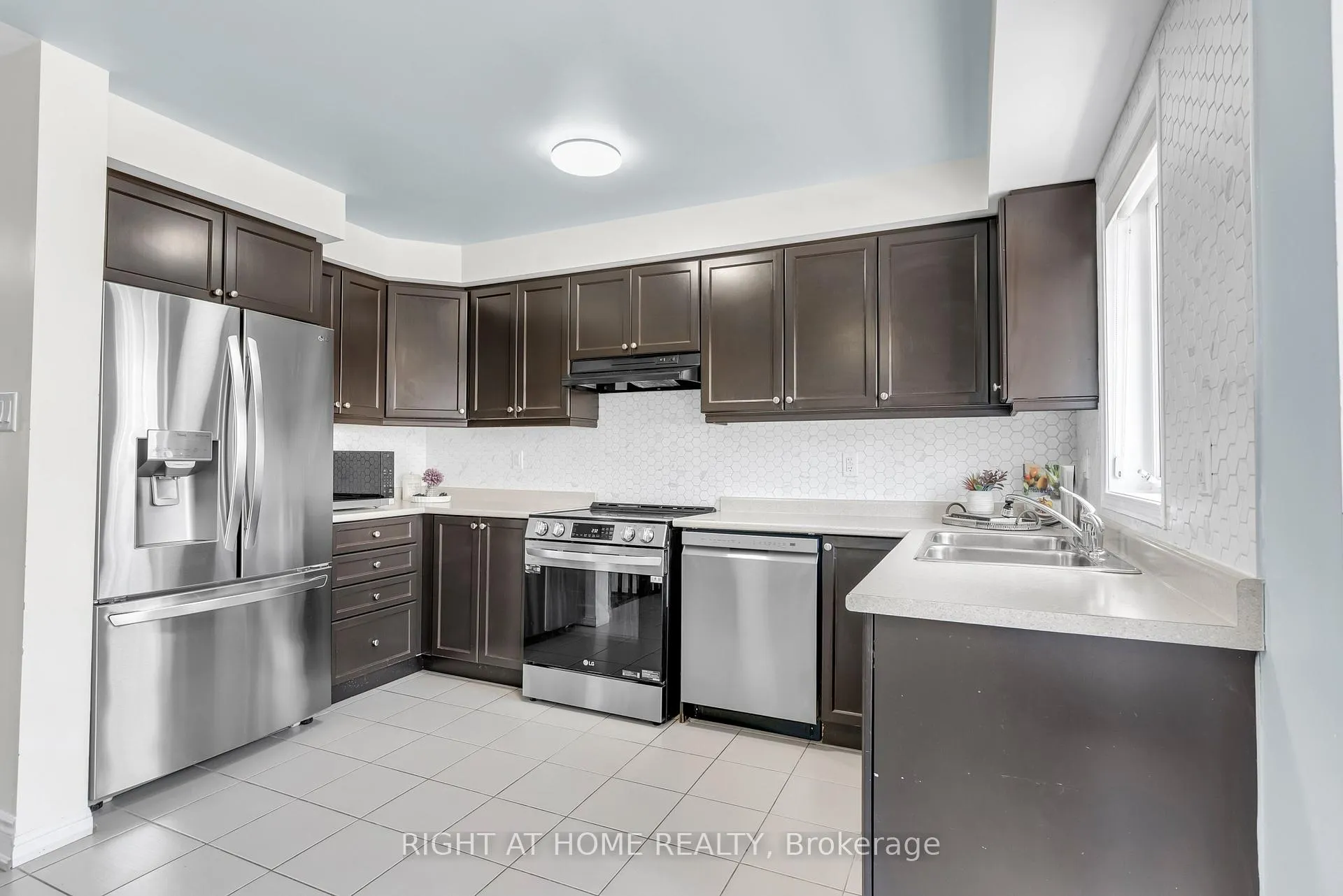 Photo 12 of Unit 54, 6020 Derry Road, Milton, Harrison — HOMEH