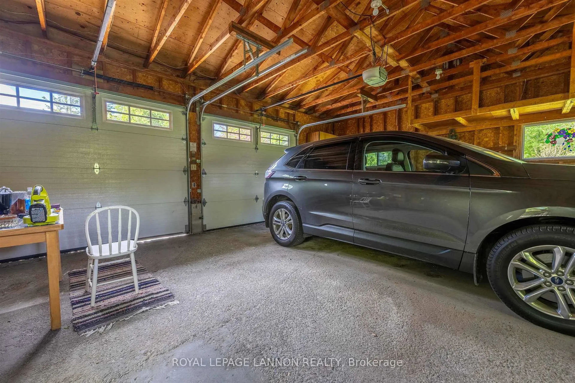Photo 9 of 136 Sherwood Dr, Thunder Bay, John Street North — HOMEH