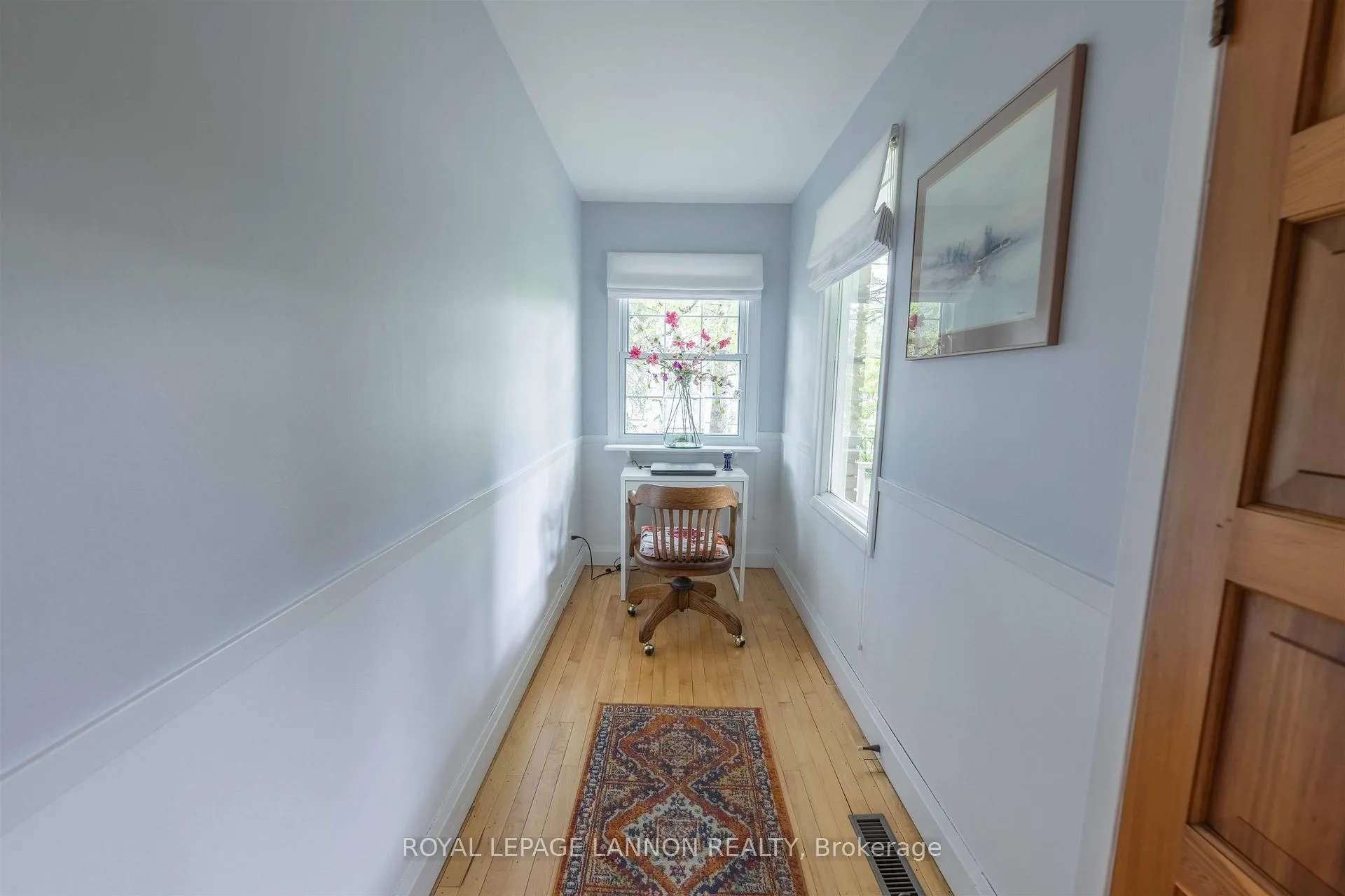 Photo 23 of 136 Sherwood Dr, Thunder Bay, John Street North — HOMEH