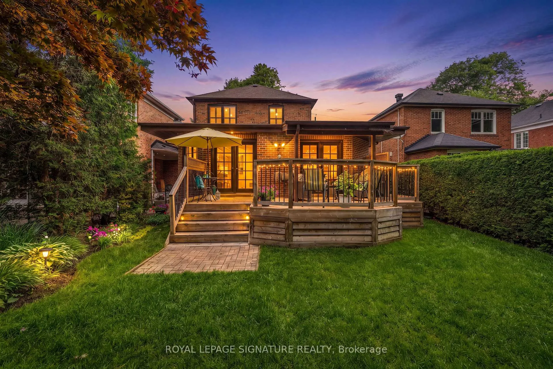 Photo 2 of 5 Armour Boulevard, Toronto, Bedford Park-Nortown — HOMEH