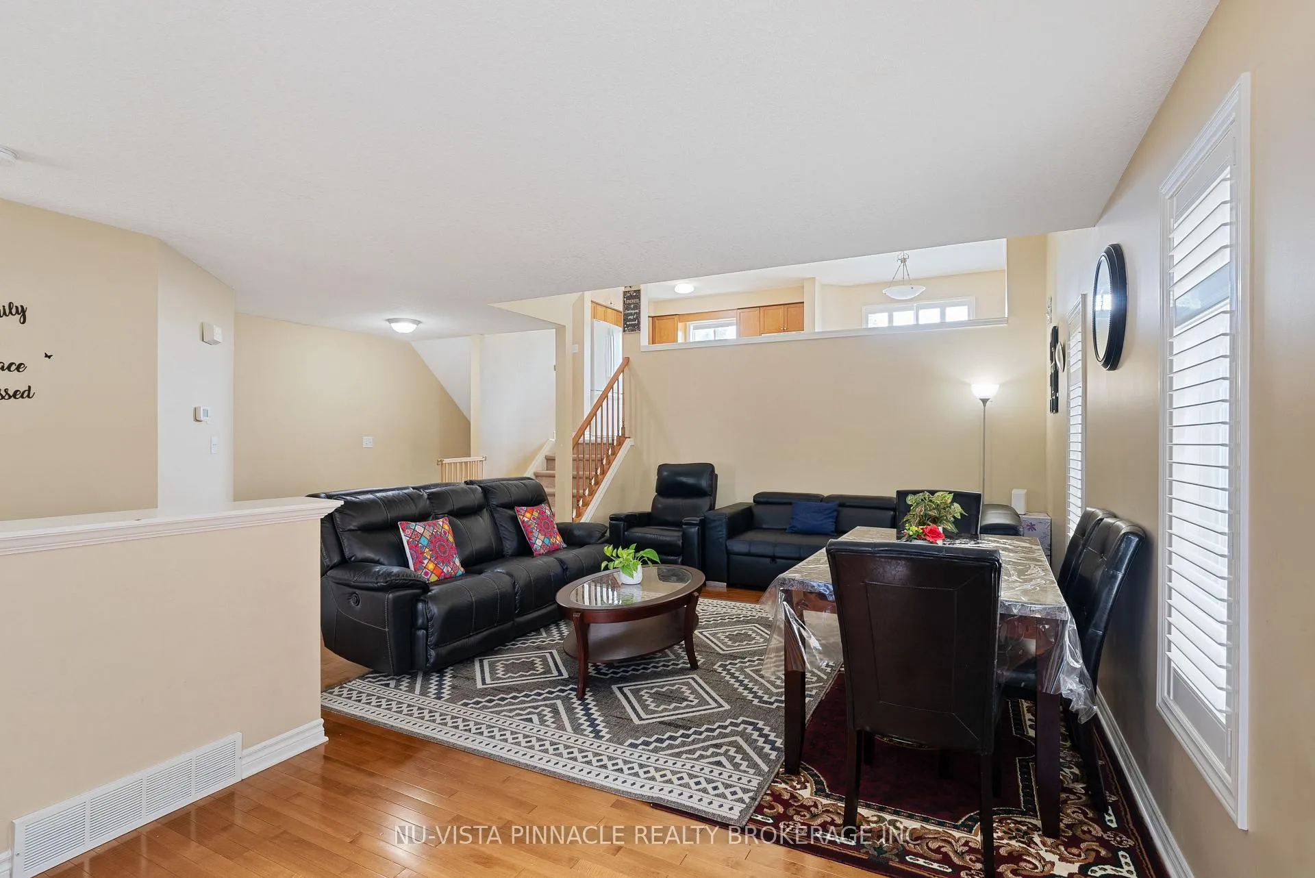 Photo 8 of 3237 Bayham Lane, London, South V — HOMEH