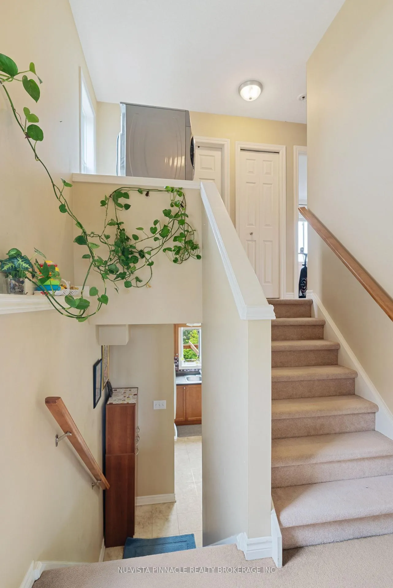 Photo 20 of 3237 Bayham Lane, London, South V — HOMEH