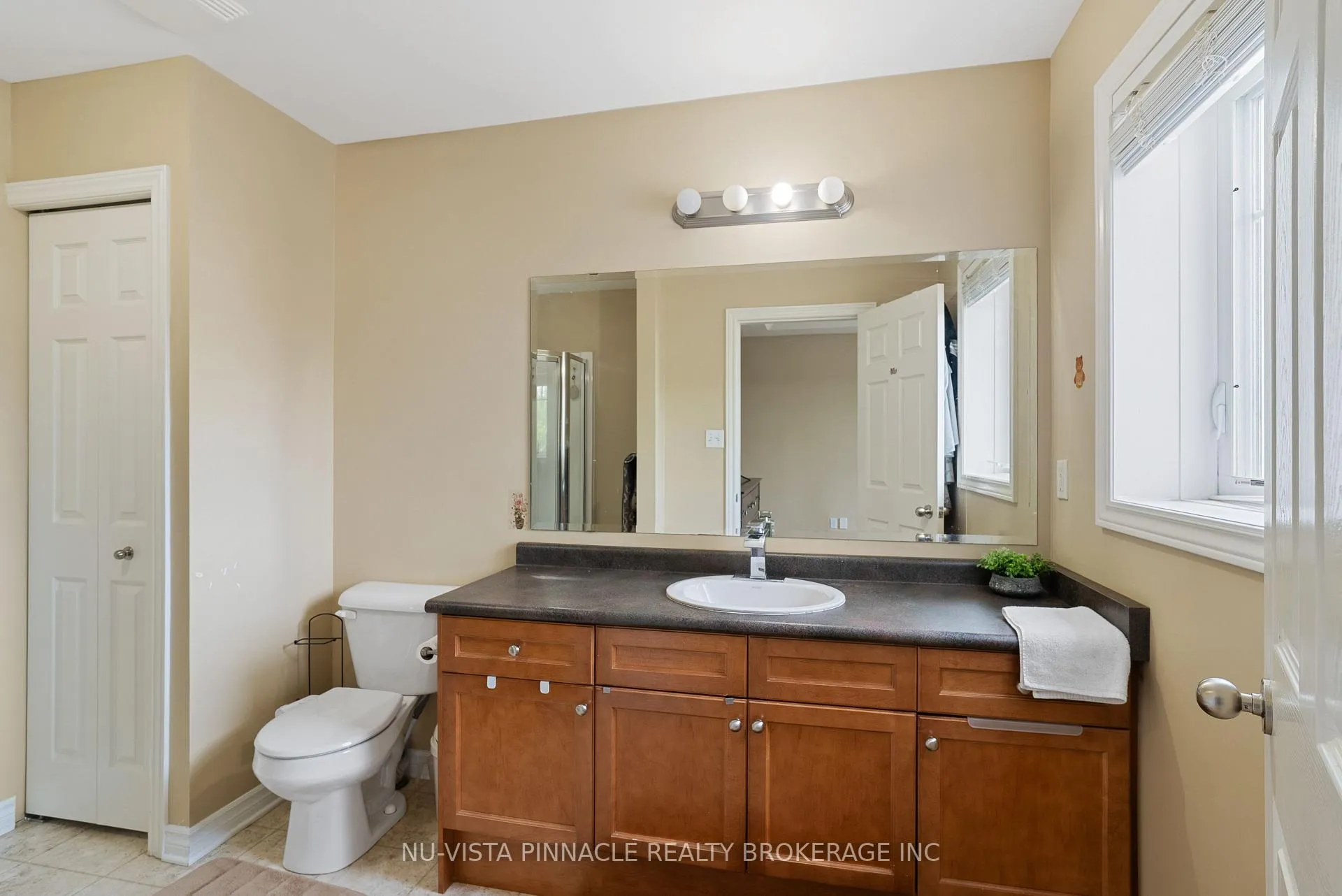 Photo 23 of 3237 Bayham Lane, London, South V — HOMEH