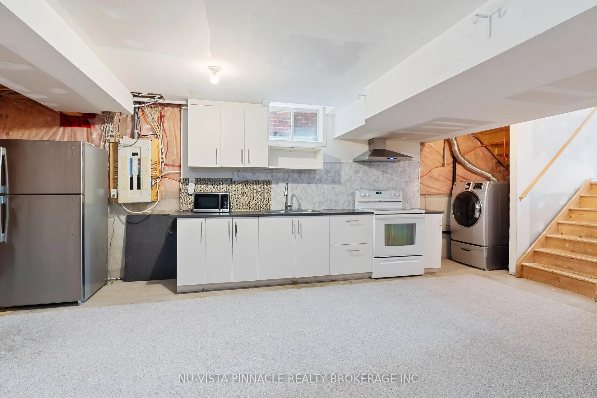 Photo 35 of 3237 Bayham Lane, London, South V — HOMEH