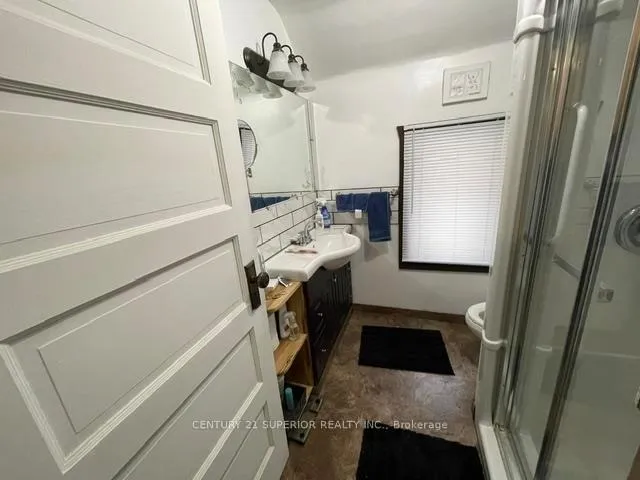 Photo 16 of 121 Dease Street, Thunder Bay, East End — HOMEH
