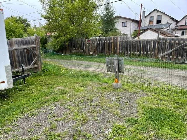 Photo 29 of 121 Dease Street, Thunder Bay, East End — HOMEH