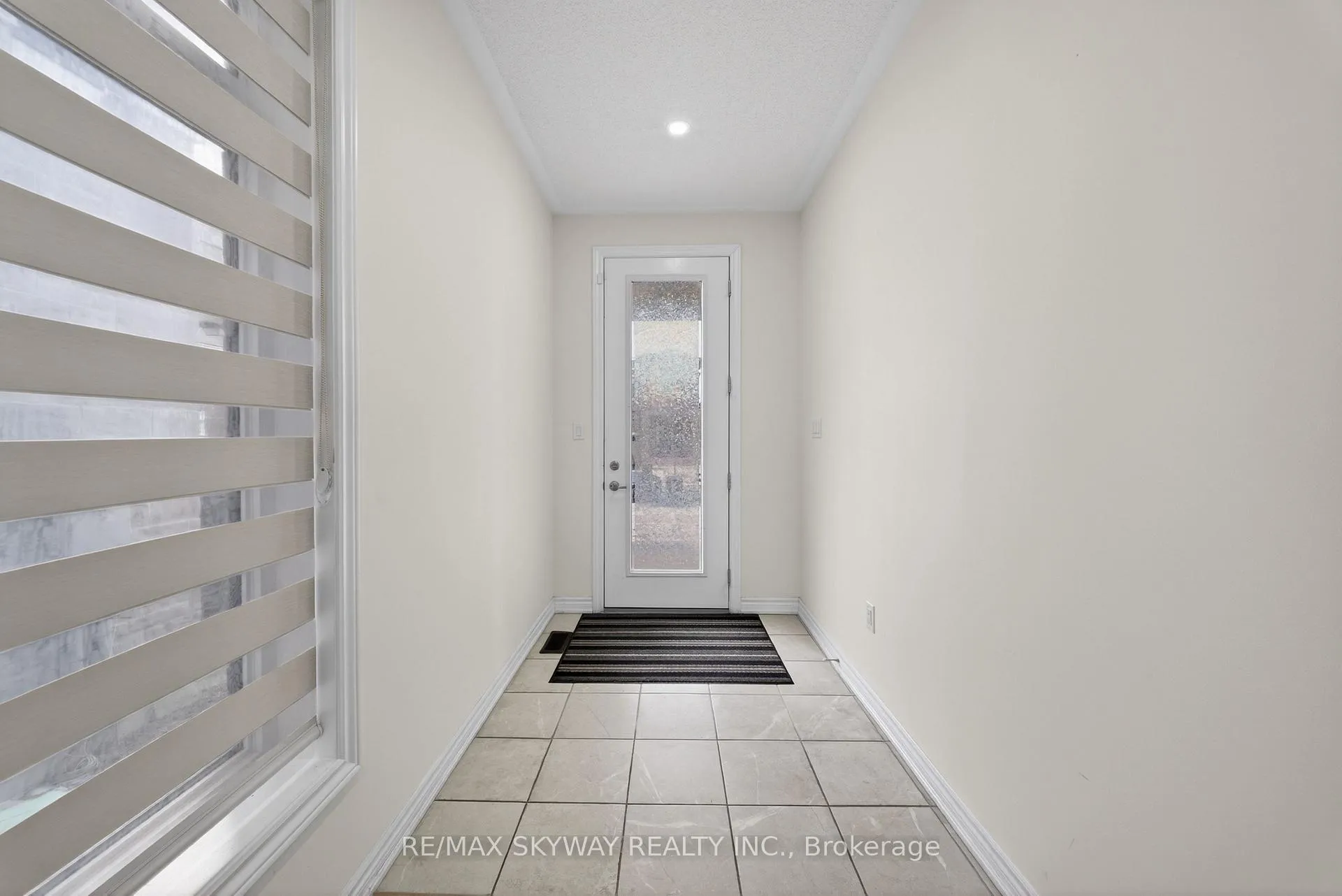 Photo 5 of 20 Ravenbury Street N, Brampton, Bram East — HOMEH