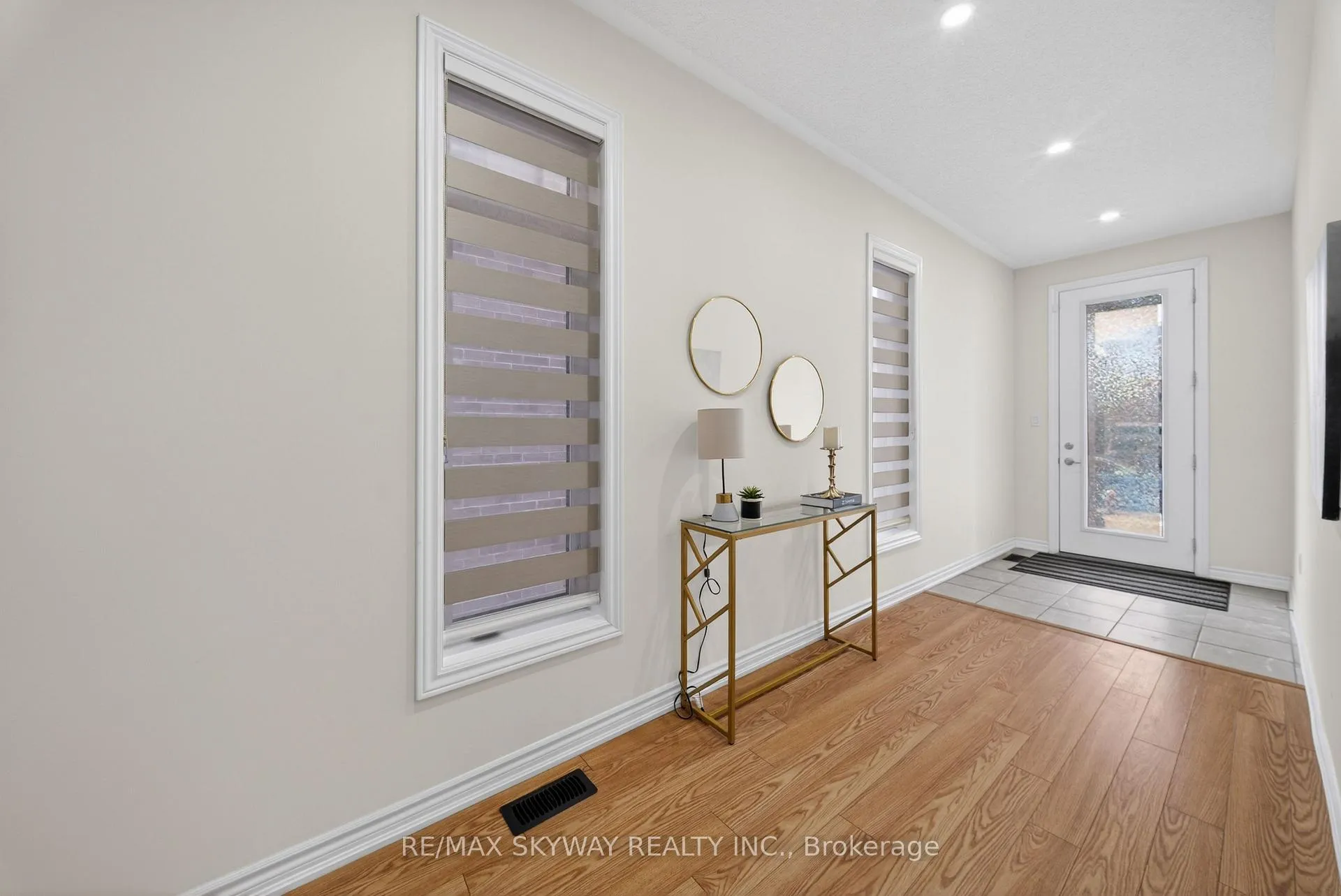 Photo 7 of 20 Ravenbury Street N, Brampton, Bram East — HOMEH