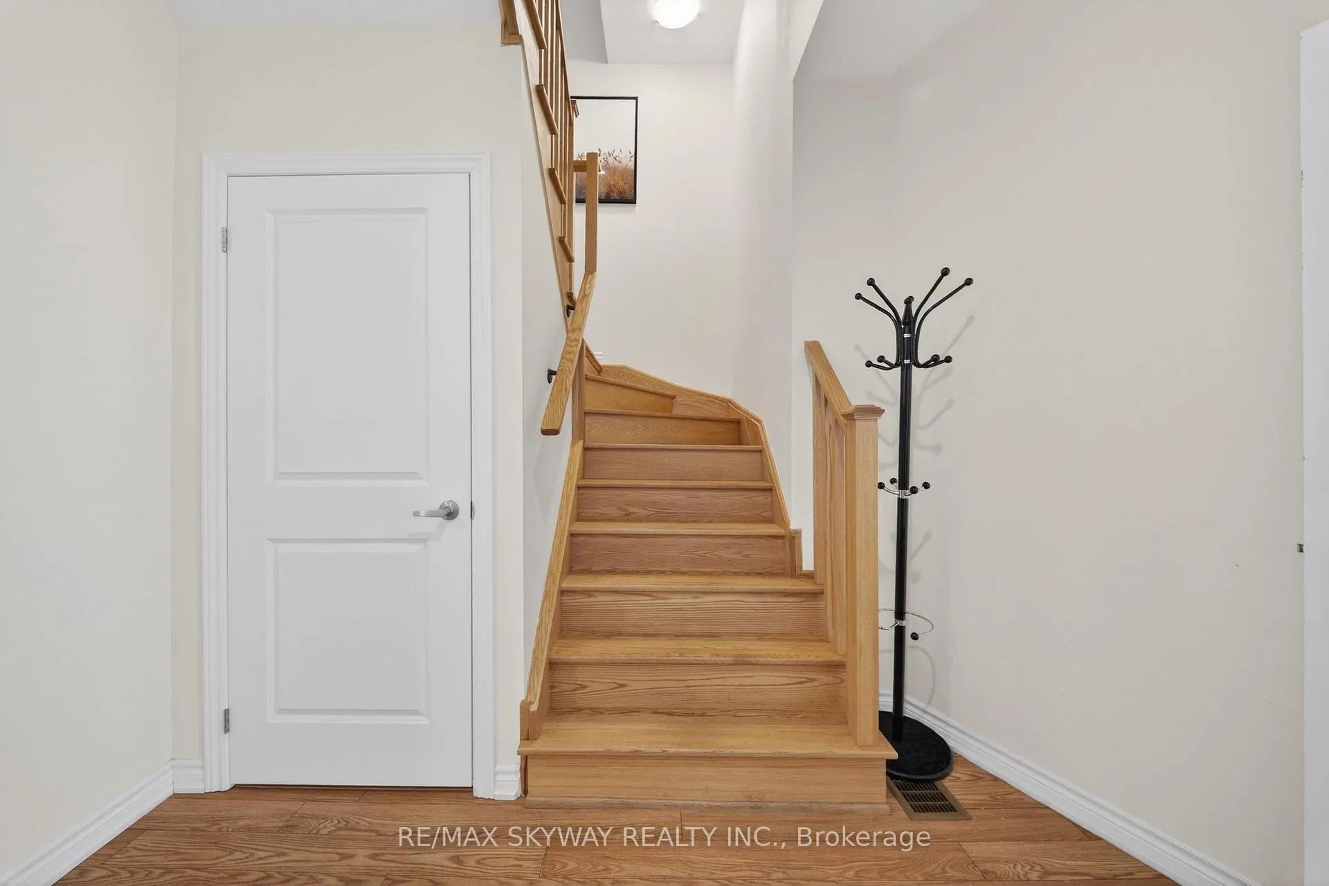 Photo 16 of 20 Ravenbury Street N, Brampton, Bram East — HOMEH