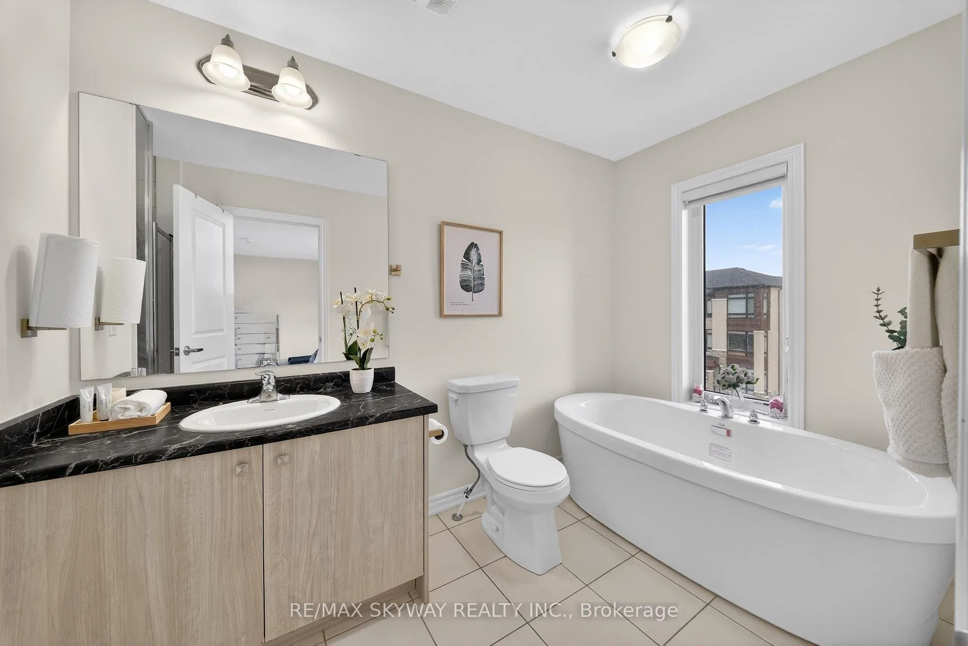 Photo 38 of 20 Ravenbury Street N, Brampton, Bram East — HOMEH